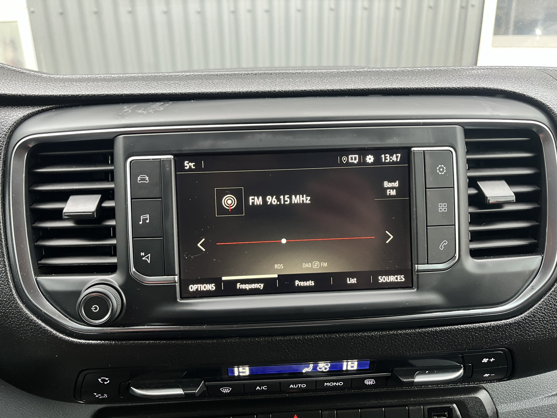 Foto van Opel Vivaro