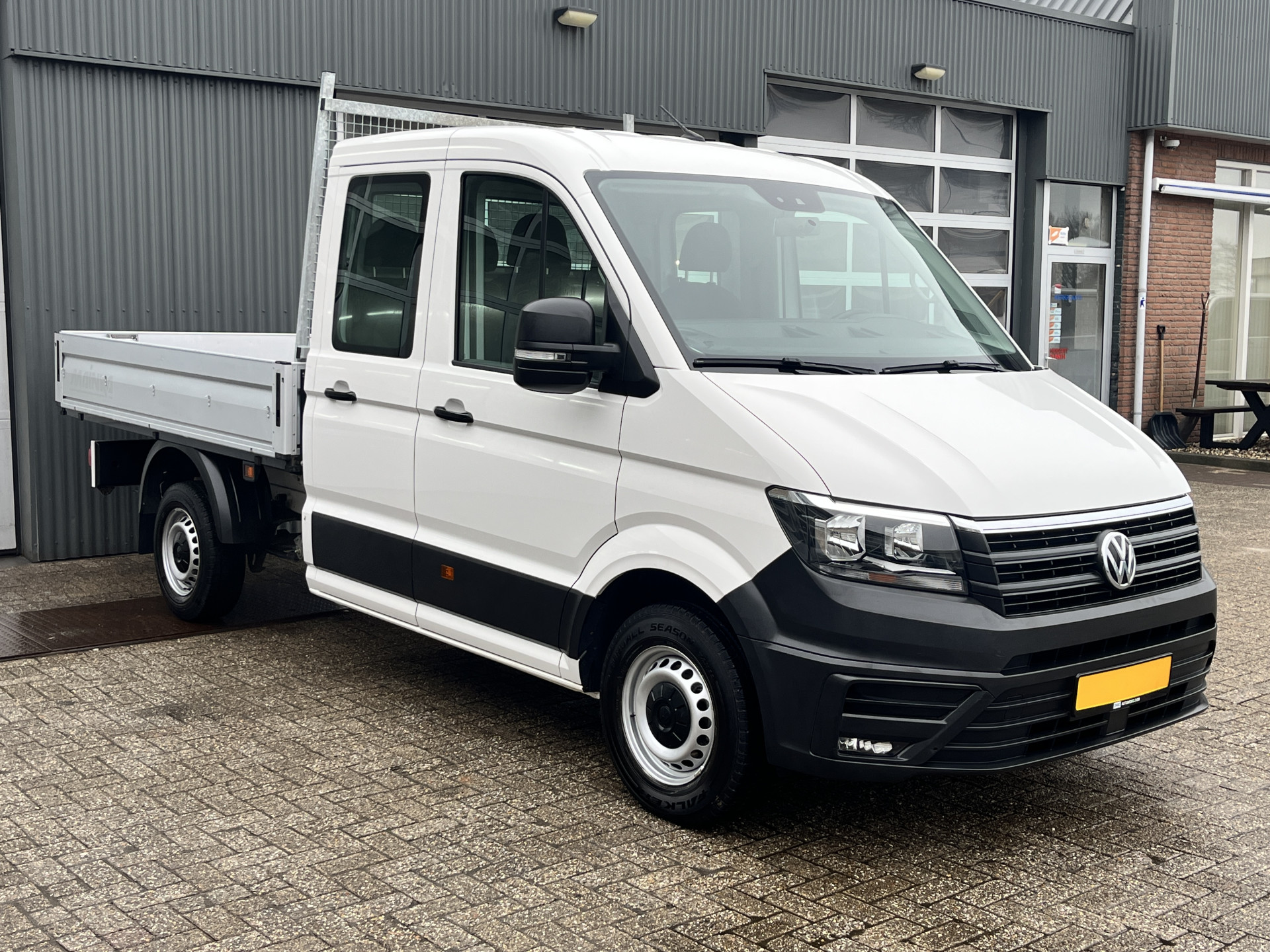 Volkswagen Crafter 35 2.0 TDI DC 2021 - voorkant