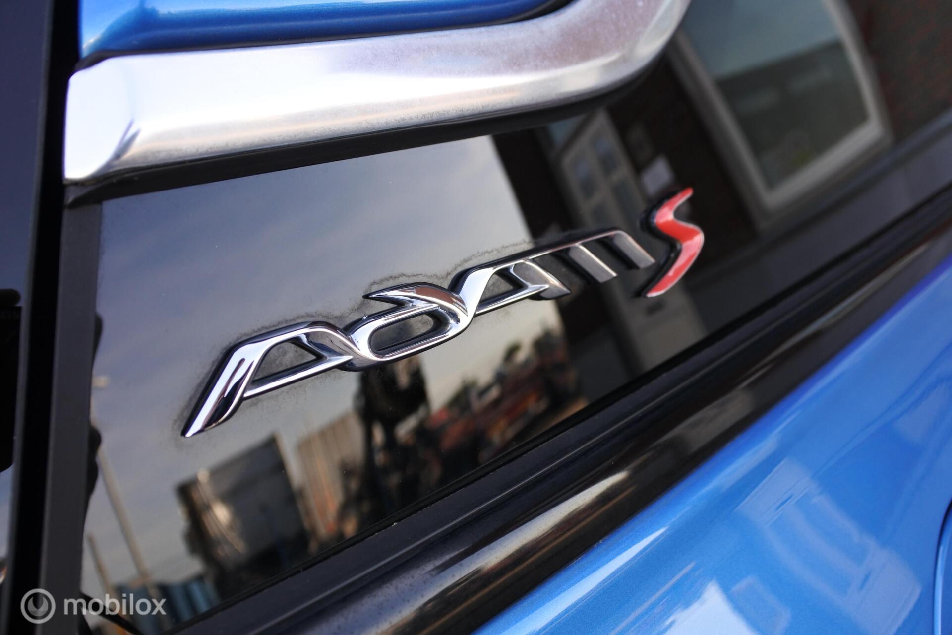 Foto van Opel Adam