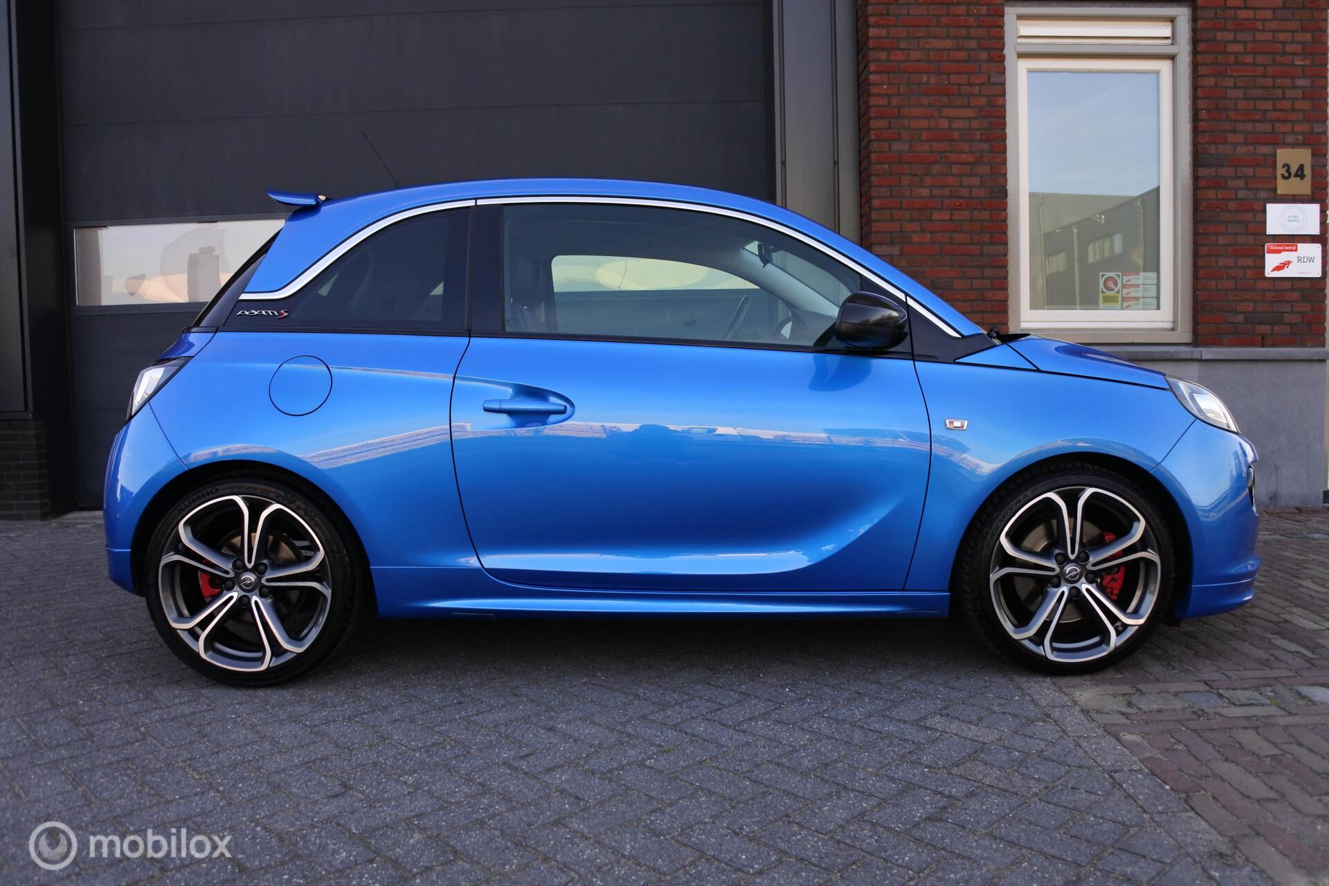 Foto van Opel Adam