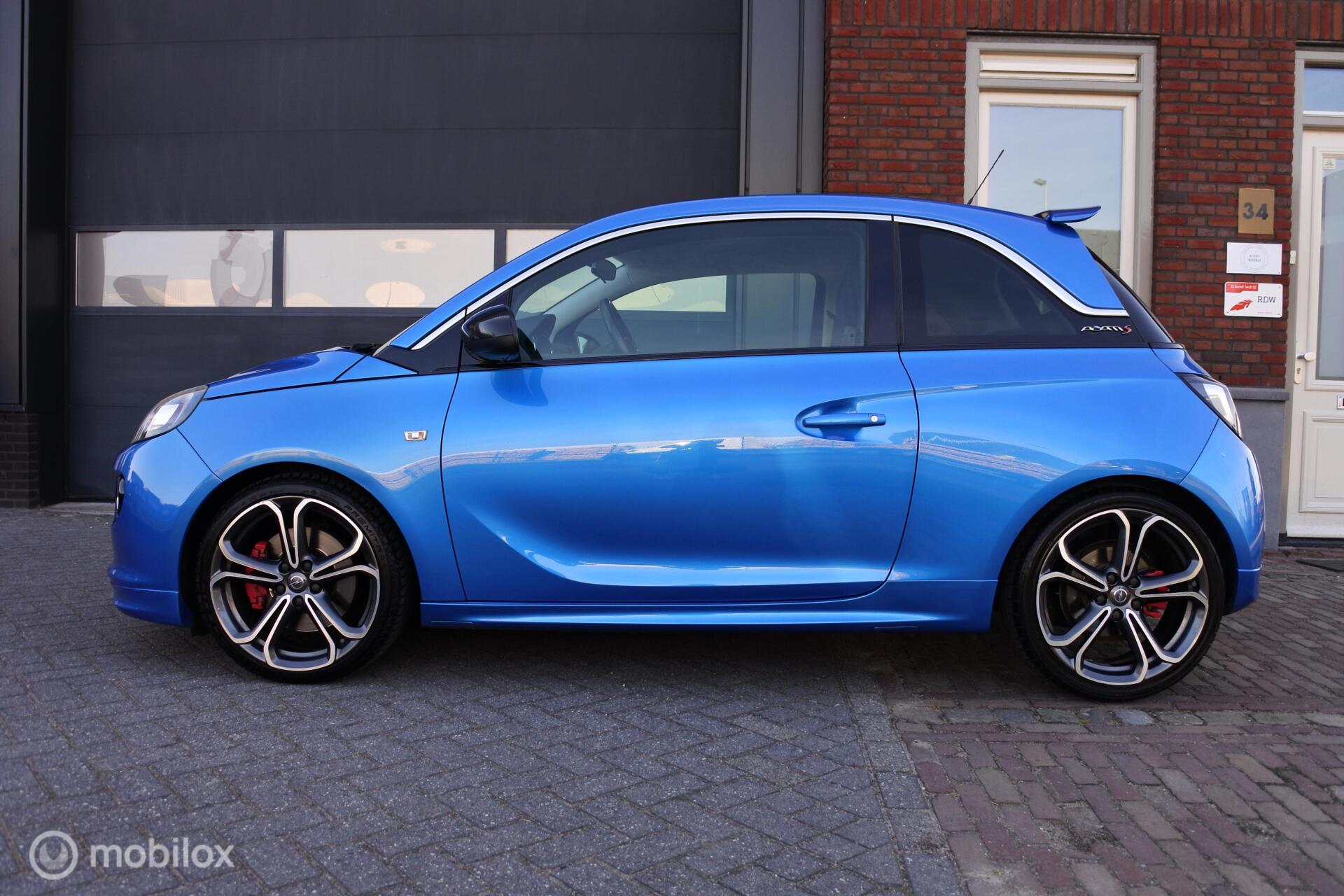 Foto van Opel Adam