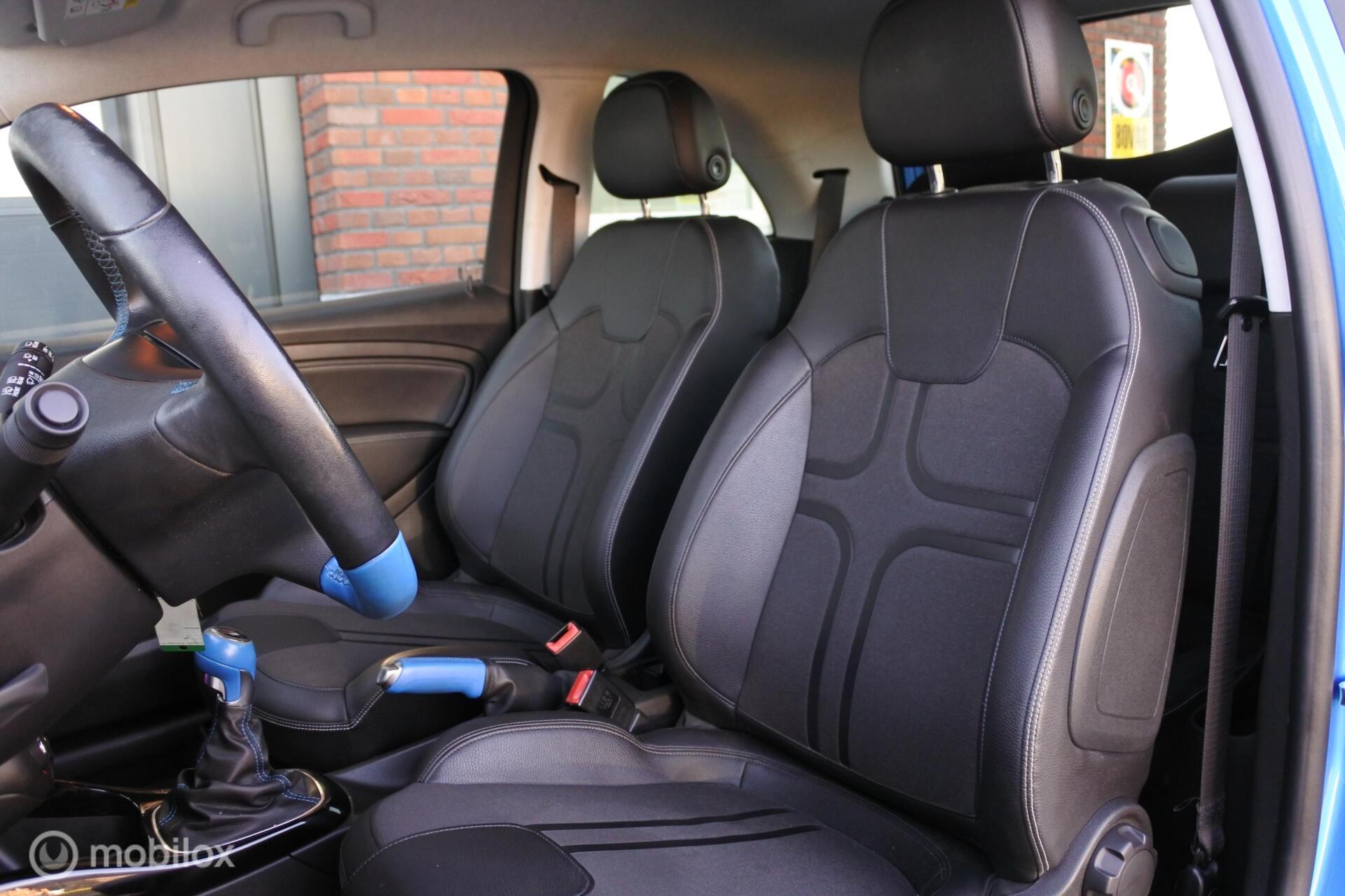 Foto van Opel Adam