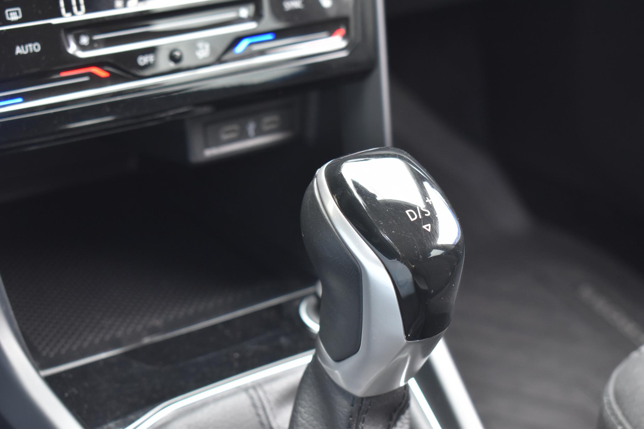Foto van Volkswagen T-cross