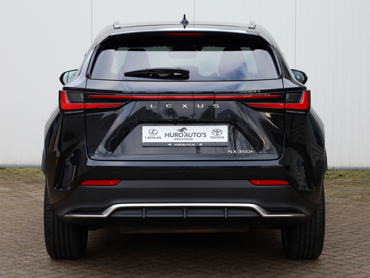 Foto van Lexus NX
