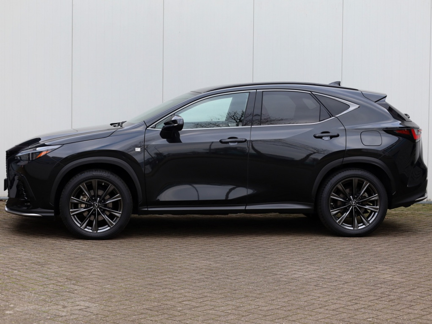 Foto van Lexus NX