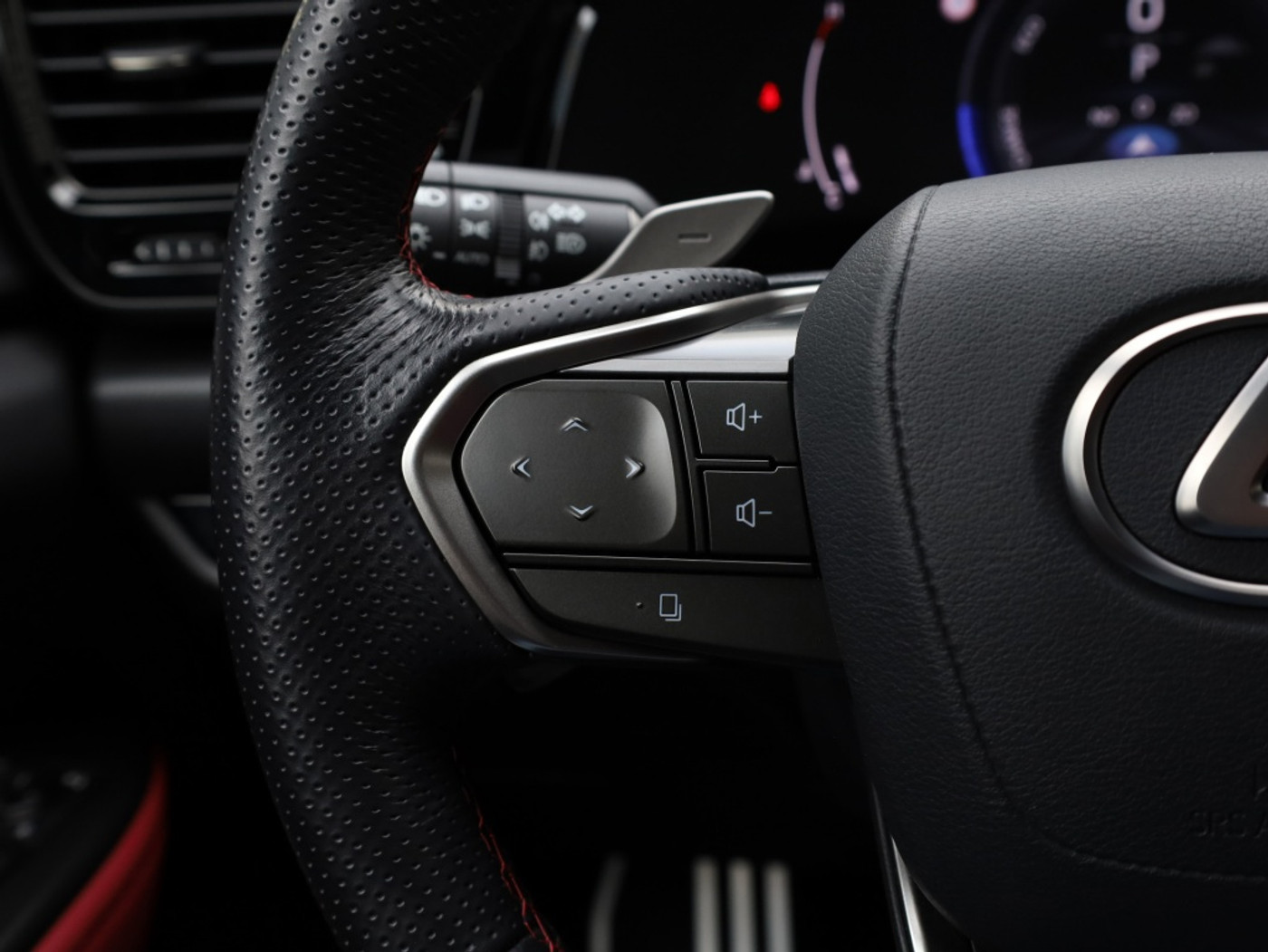 Foto van Lexus NX
