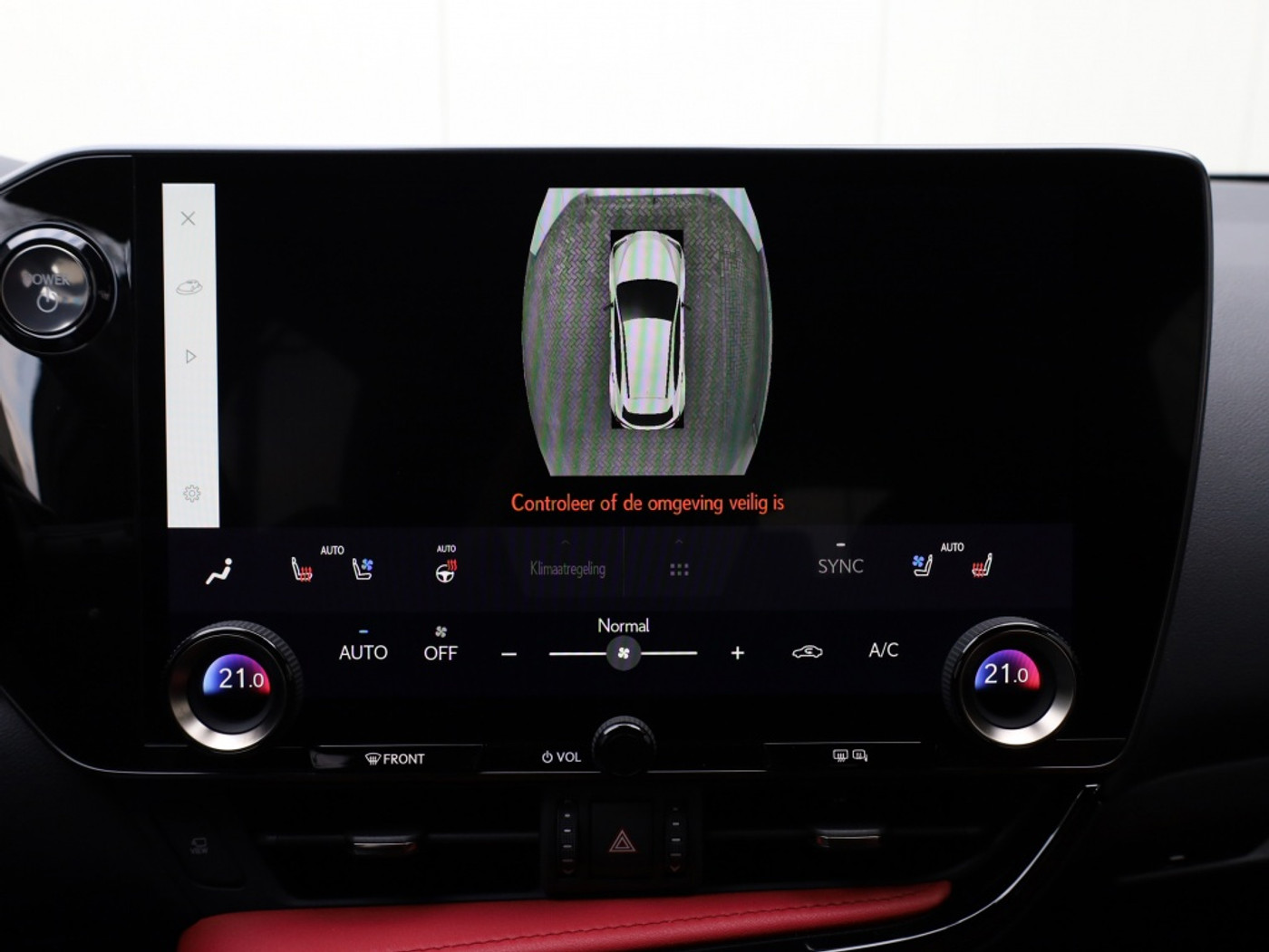 Foto van Lexus NX