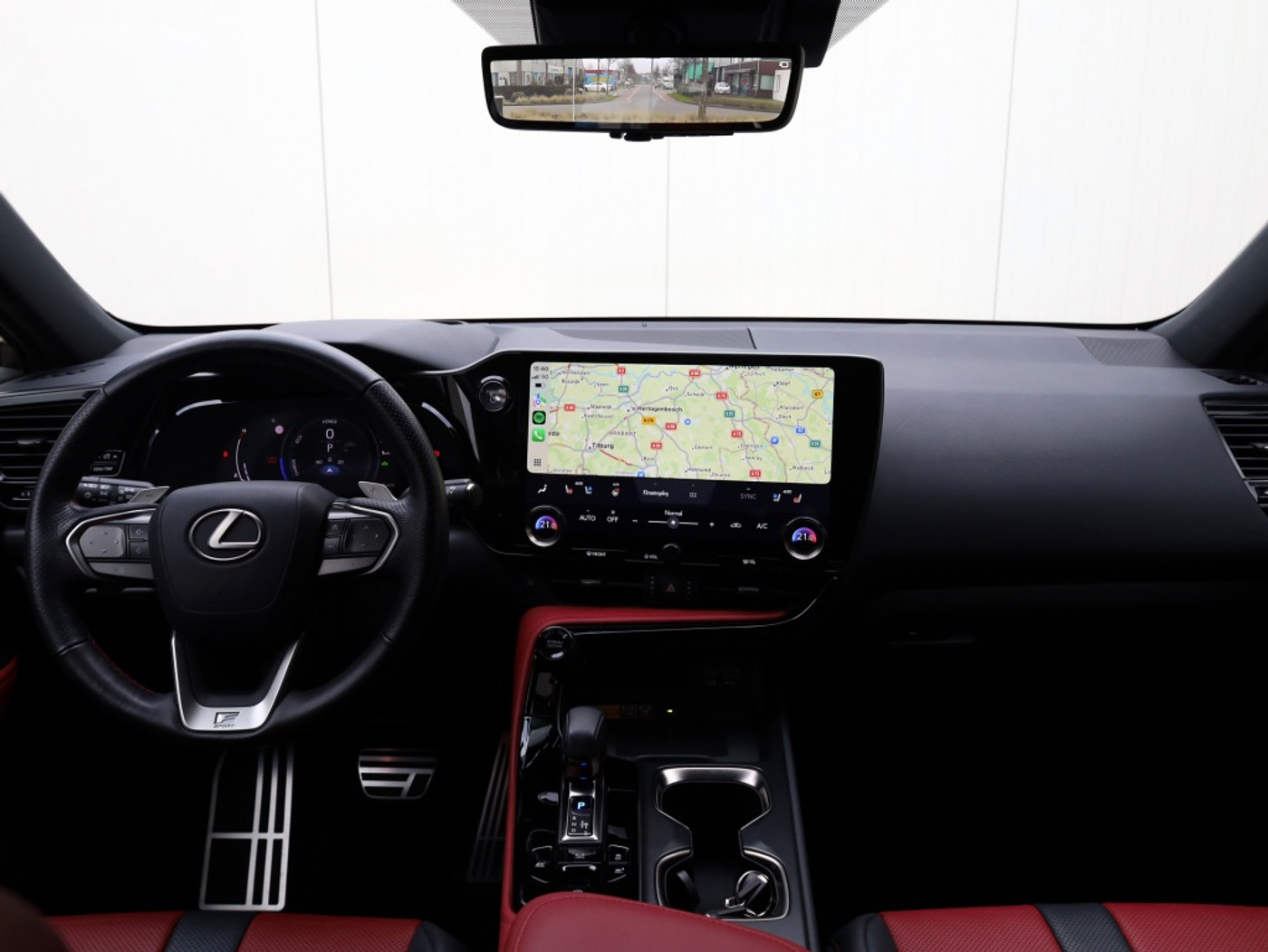 Foto van Lexus NX