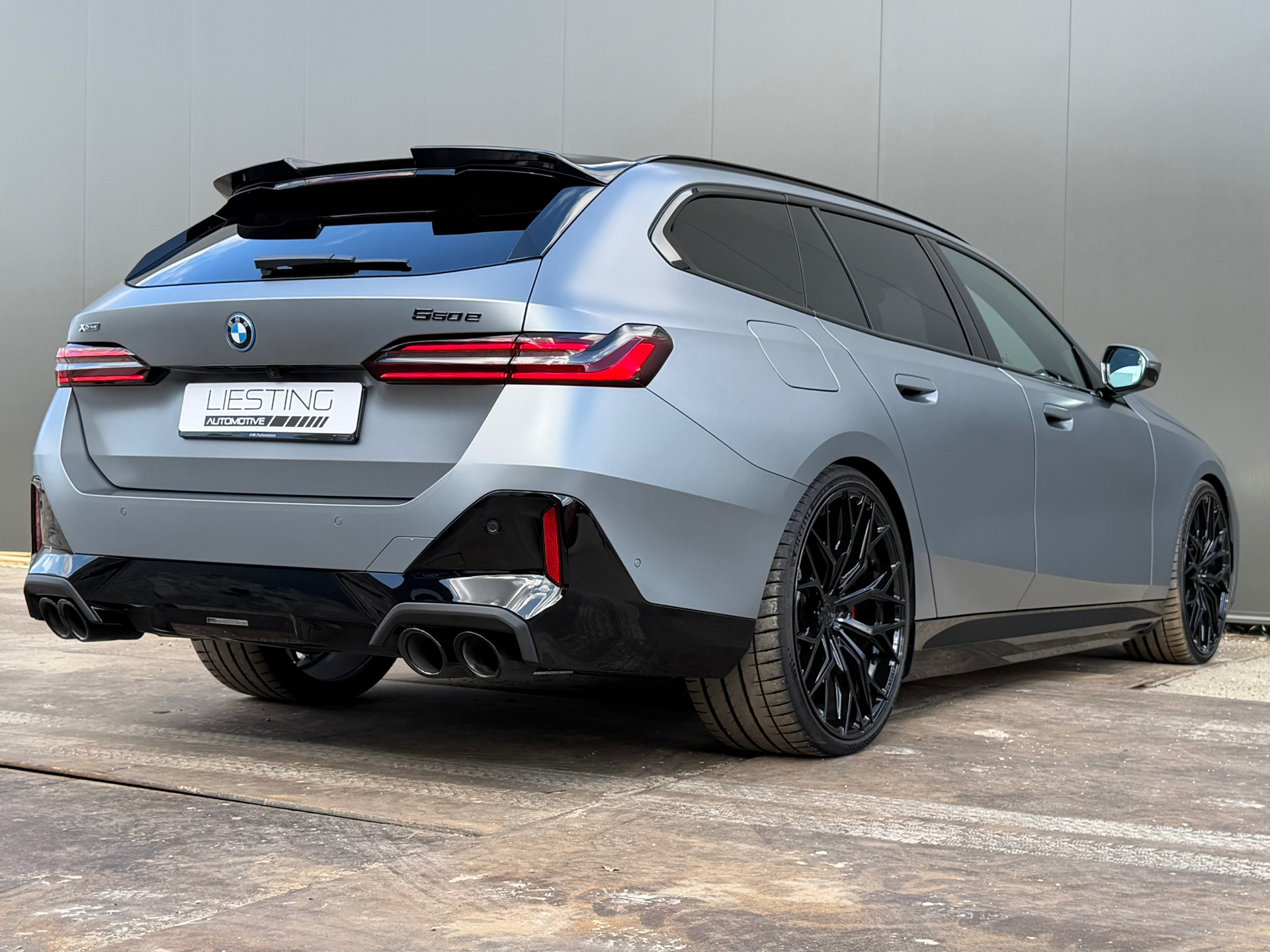 Foto van BMW 550e xDrive