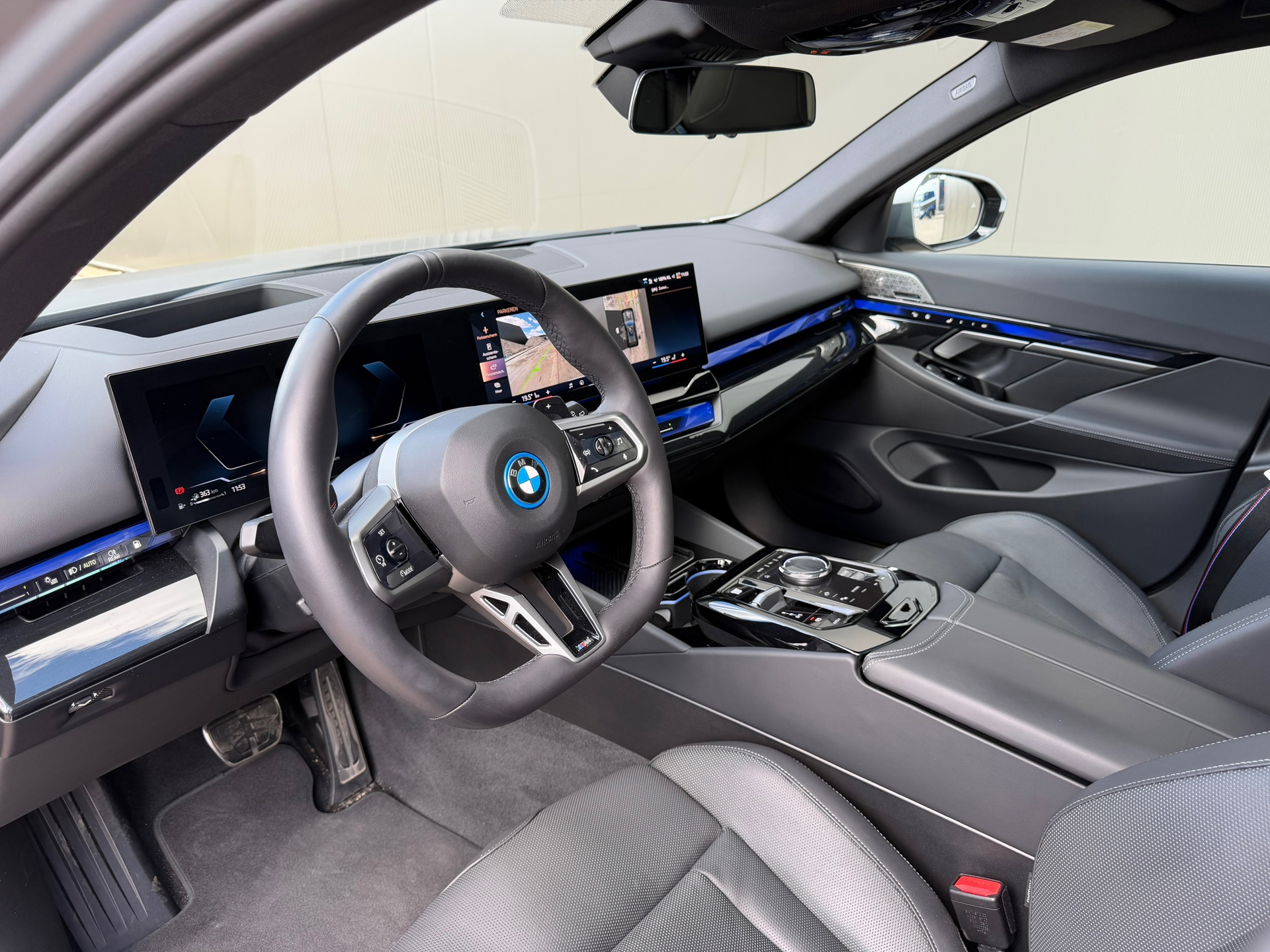 Foto van BMW 550e xDrive