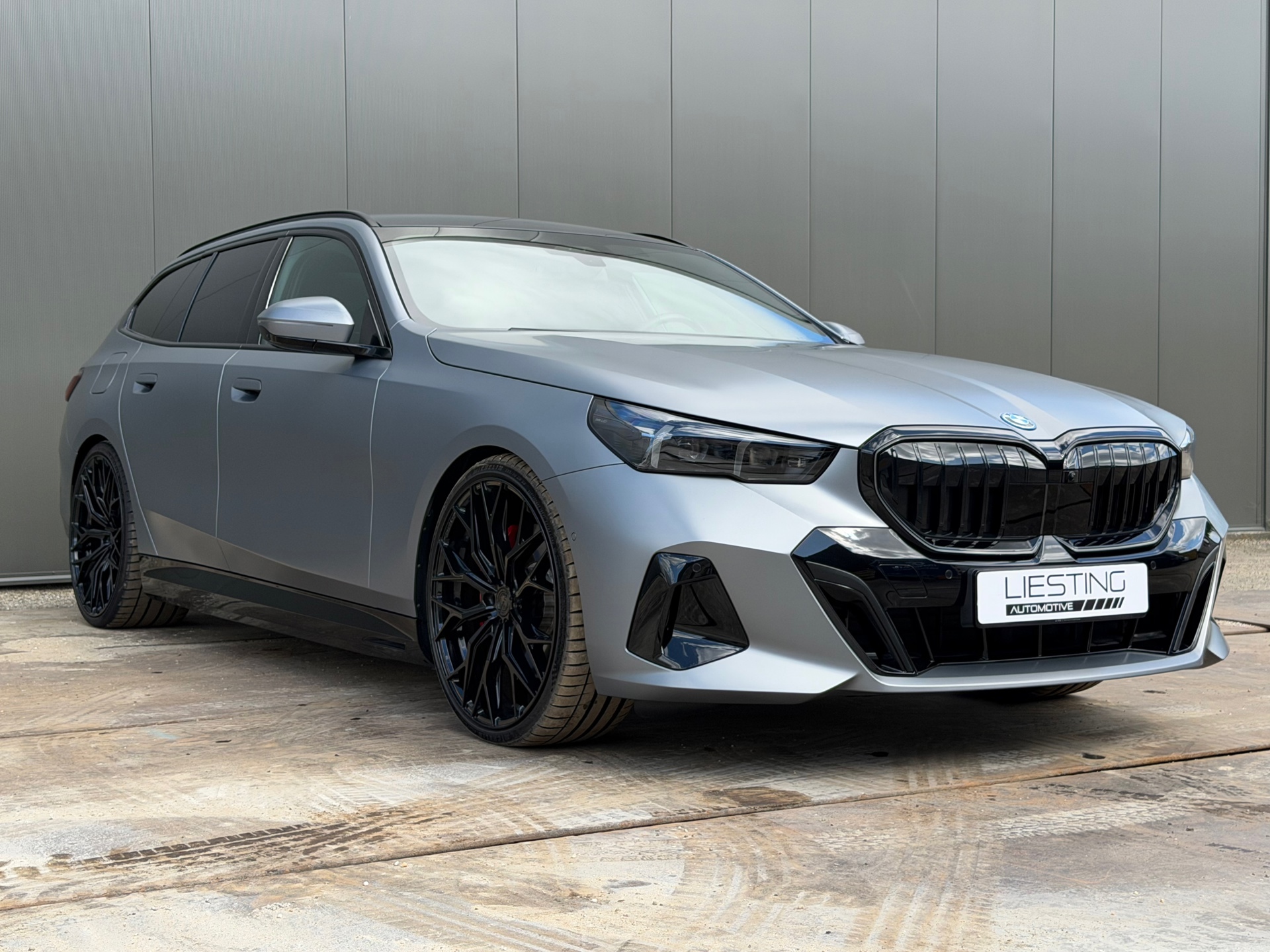 Foto van BMW 550e xDrive