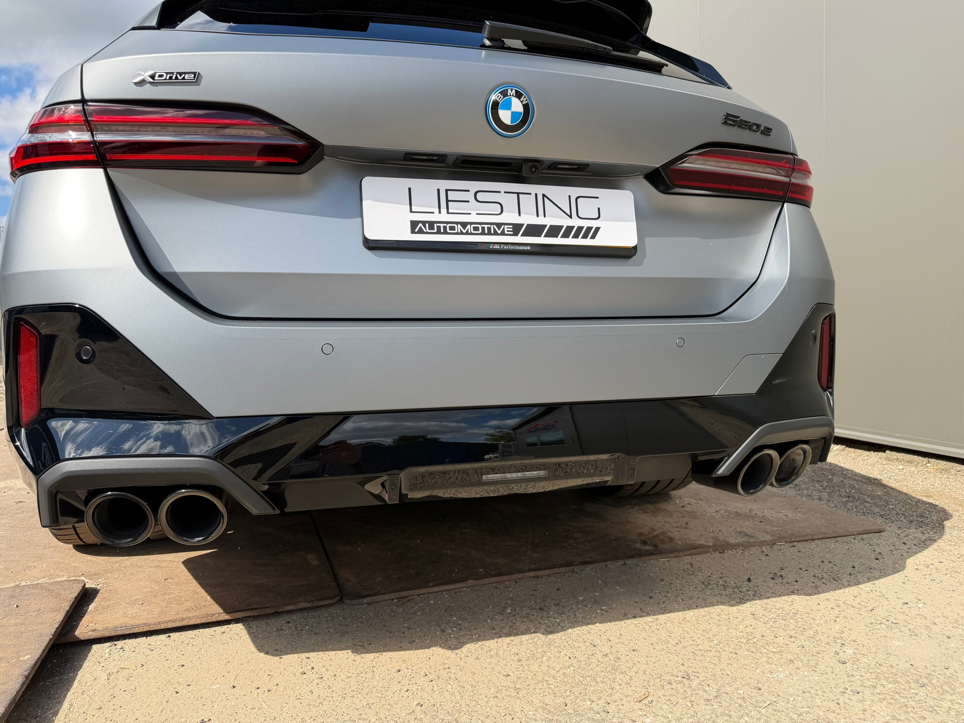 Foto van BMW 550e xDrive