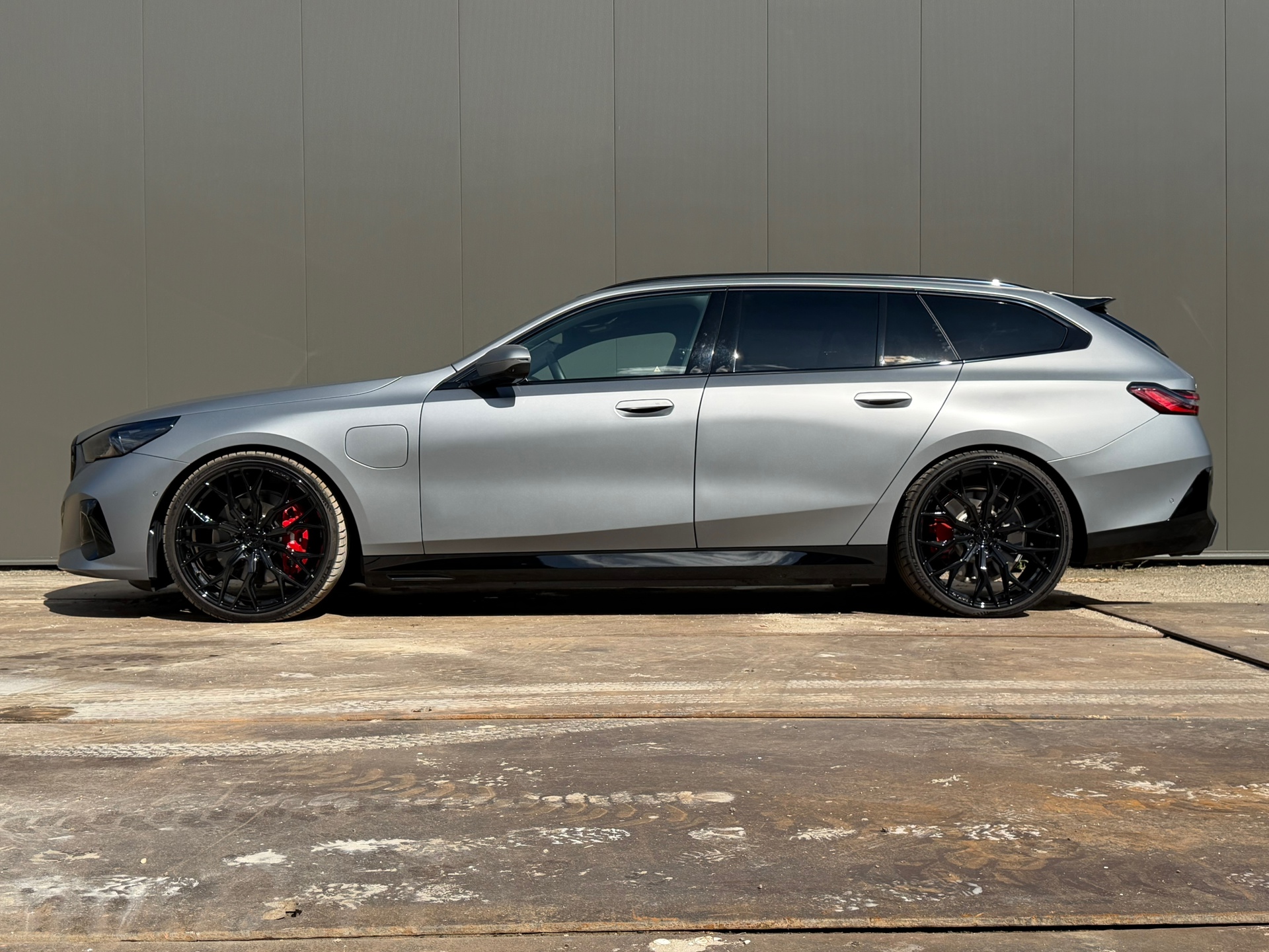 Foto van BMW 550e xDrive