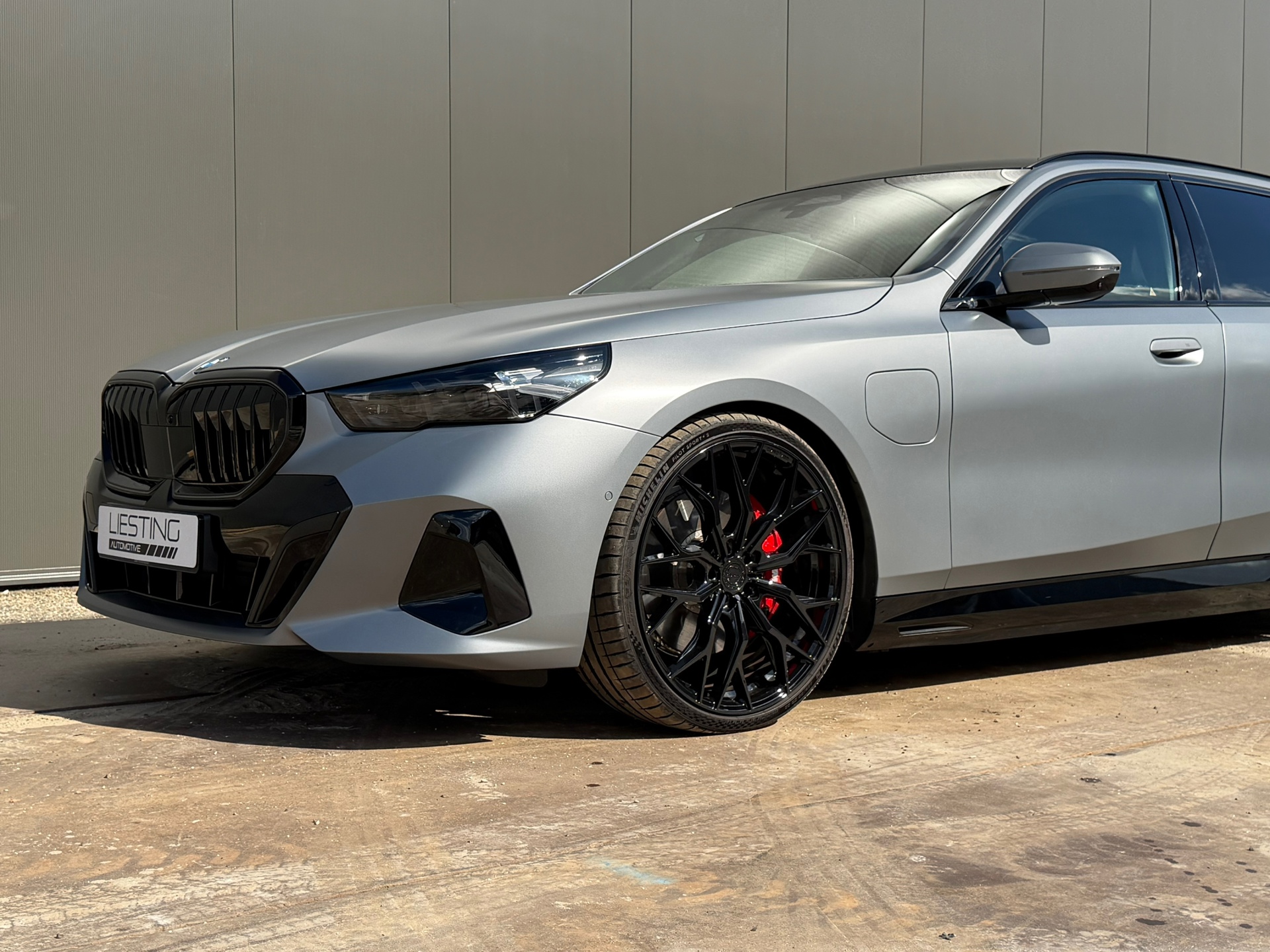 Foto van BMW 550e xDrive