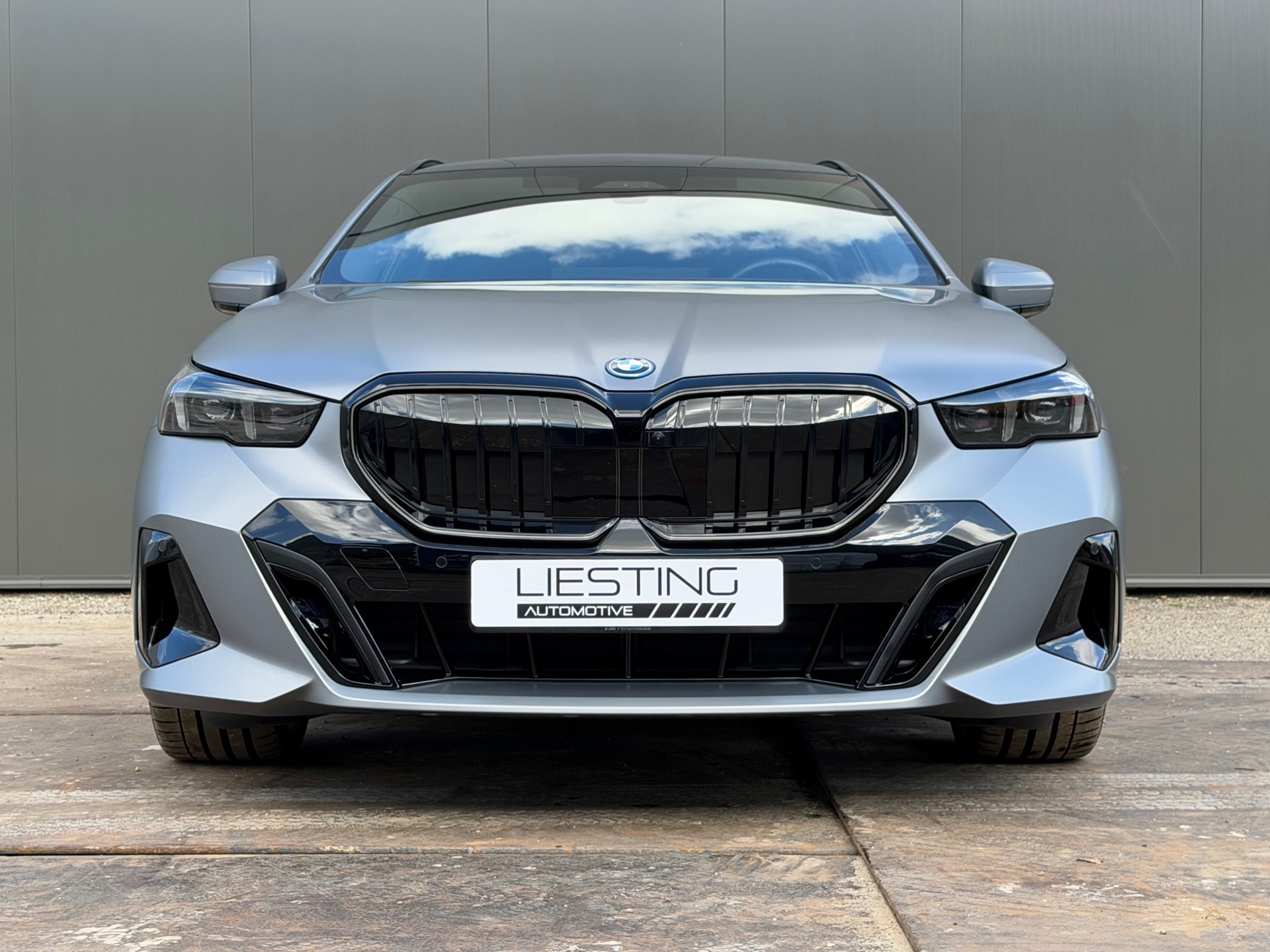 Foto van BMW 550e xDrive