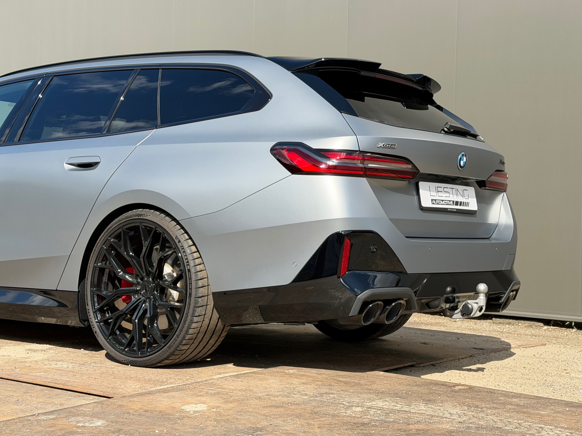 Foto van BMW 550e xDrive