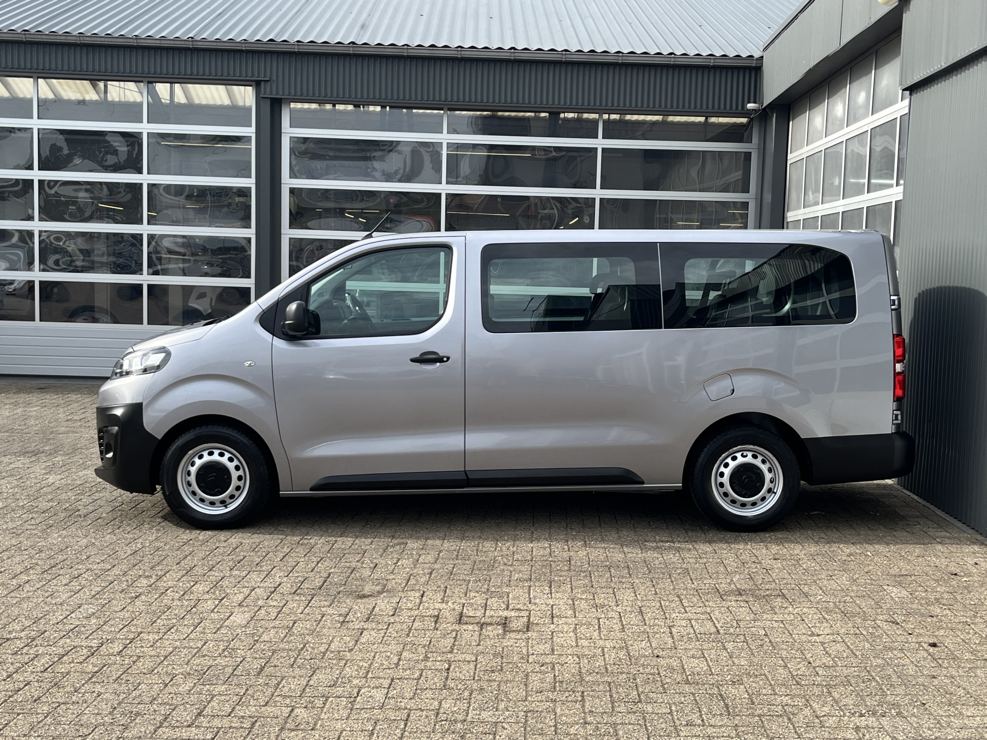 Foto van Citroen Jumpy Spacetourer