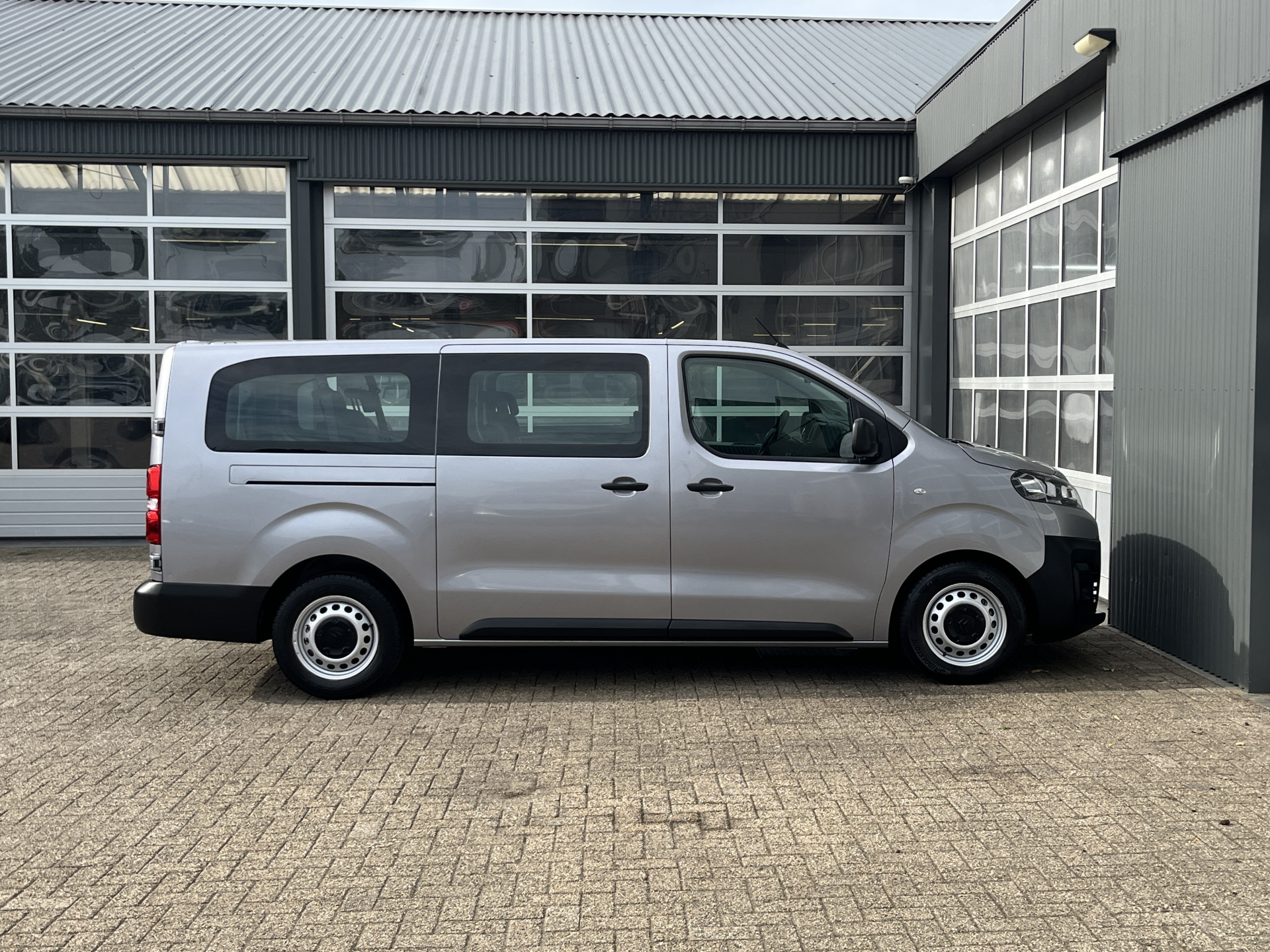 Foto van Citroen Jumpy Spacetourer