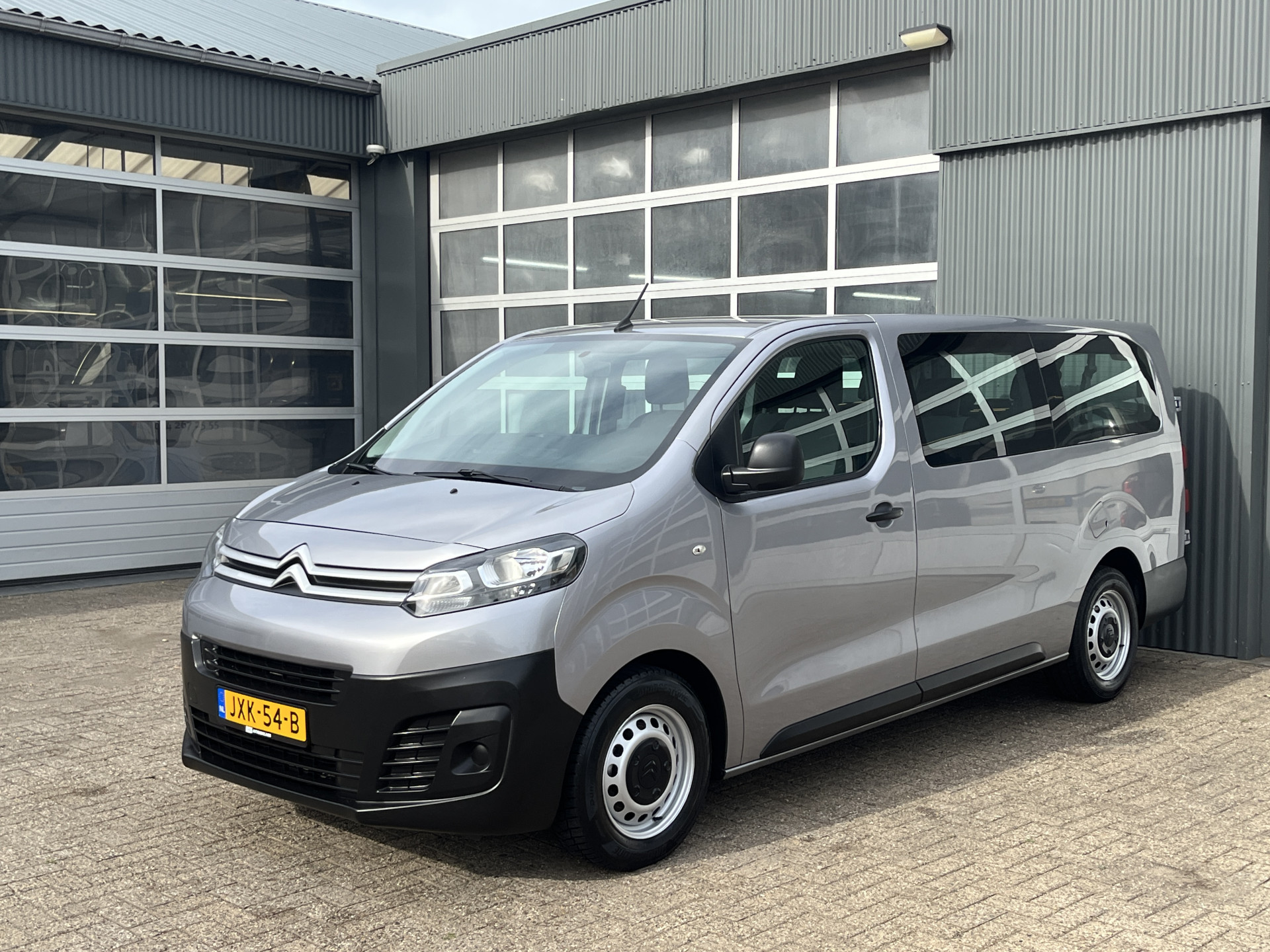Foto van Citroen Jumpy Spacetourer