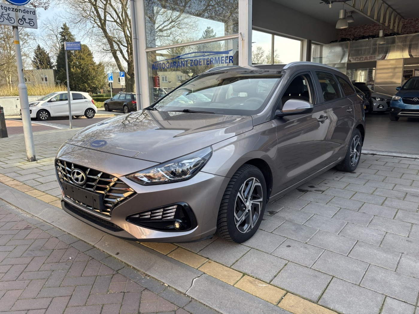 Hyundai I 30 1.0 T-GDi MHEV Comf. 2023 - voorkant