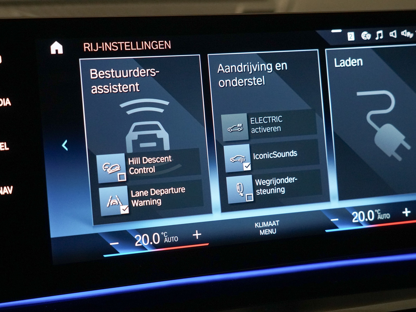 Foto van BMW X1 Xdrive25e