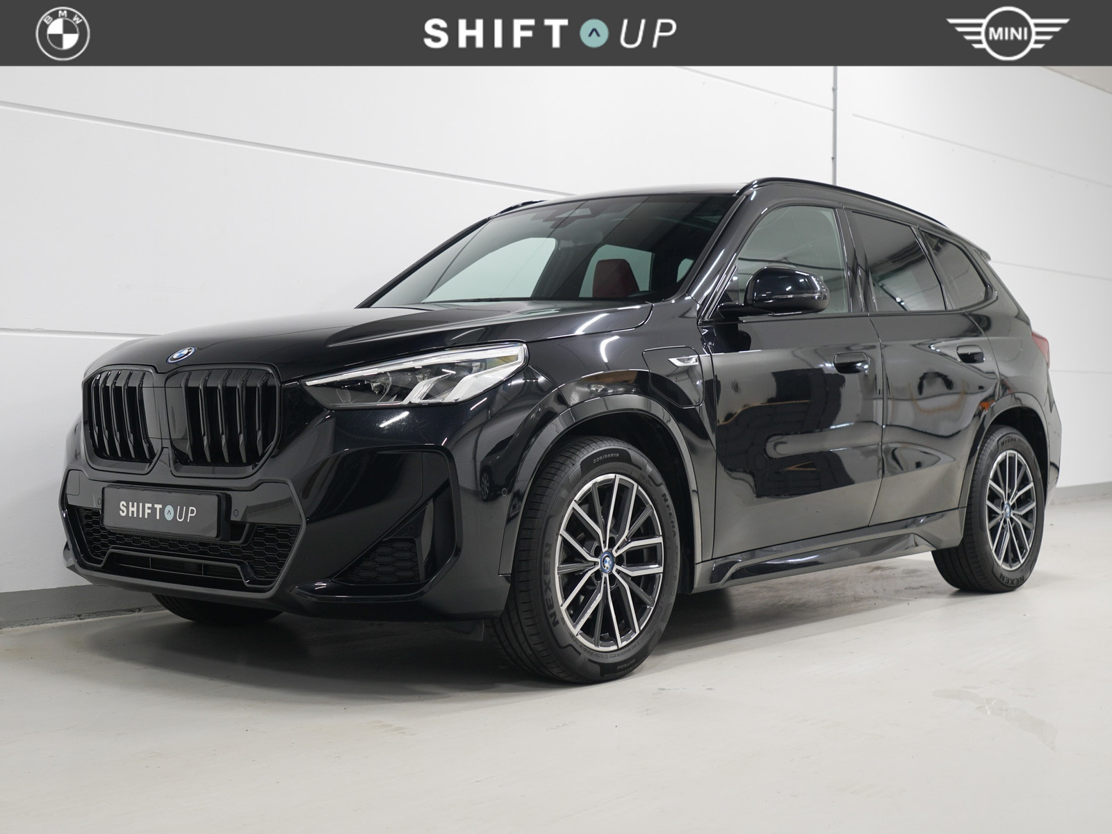BMW X1 Xdrive25e xDrive25e M-Sport | Panoramadak | Camera 2022 - voorkant