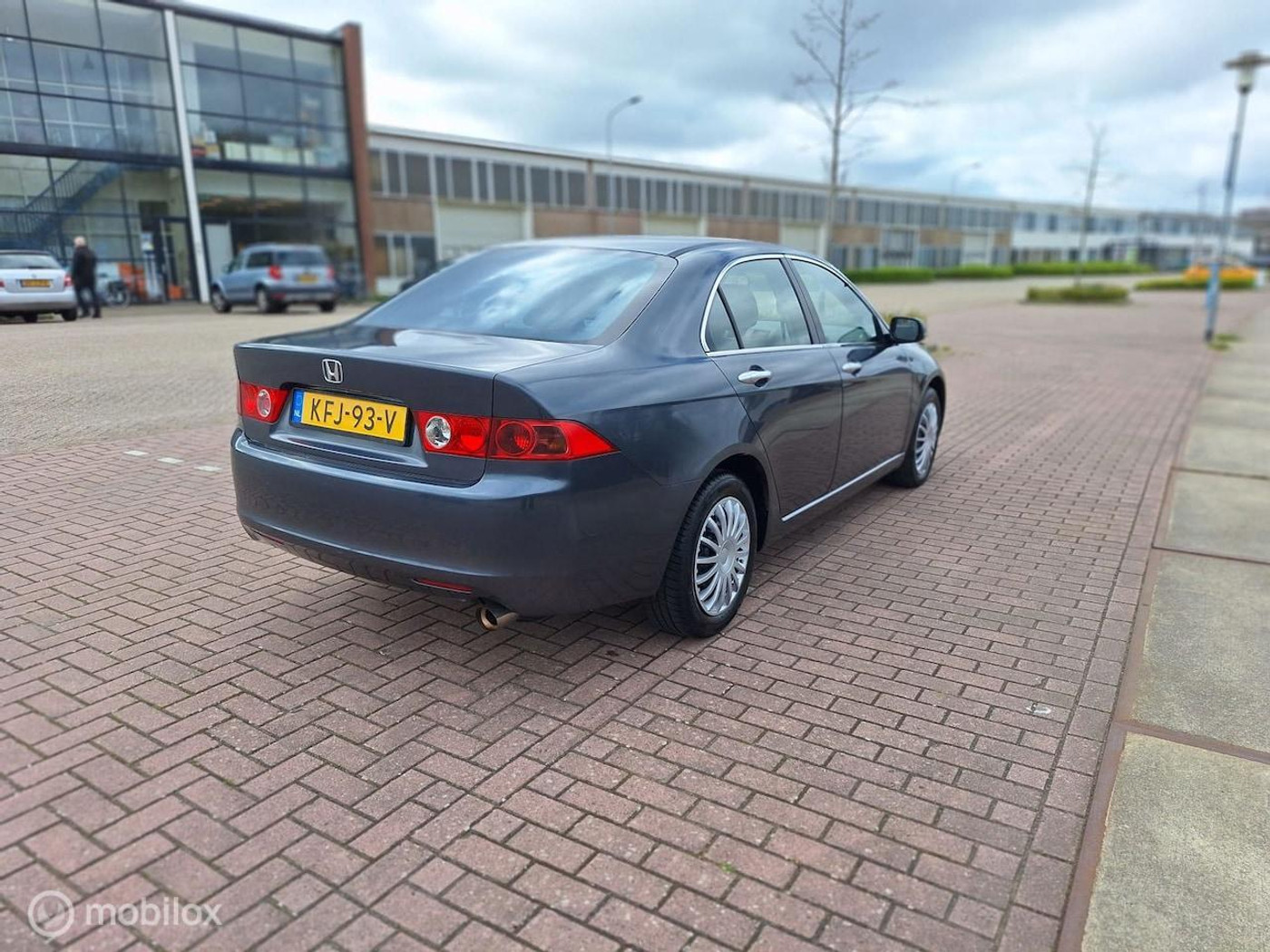 Foto van Honda Accord Sedan