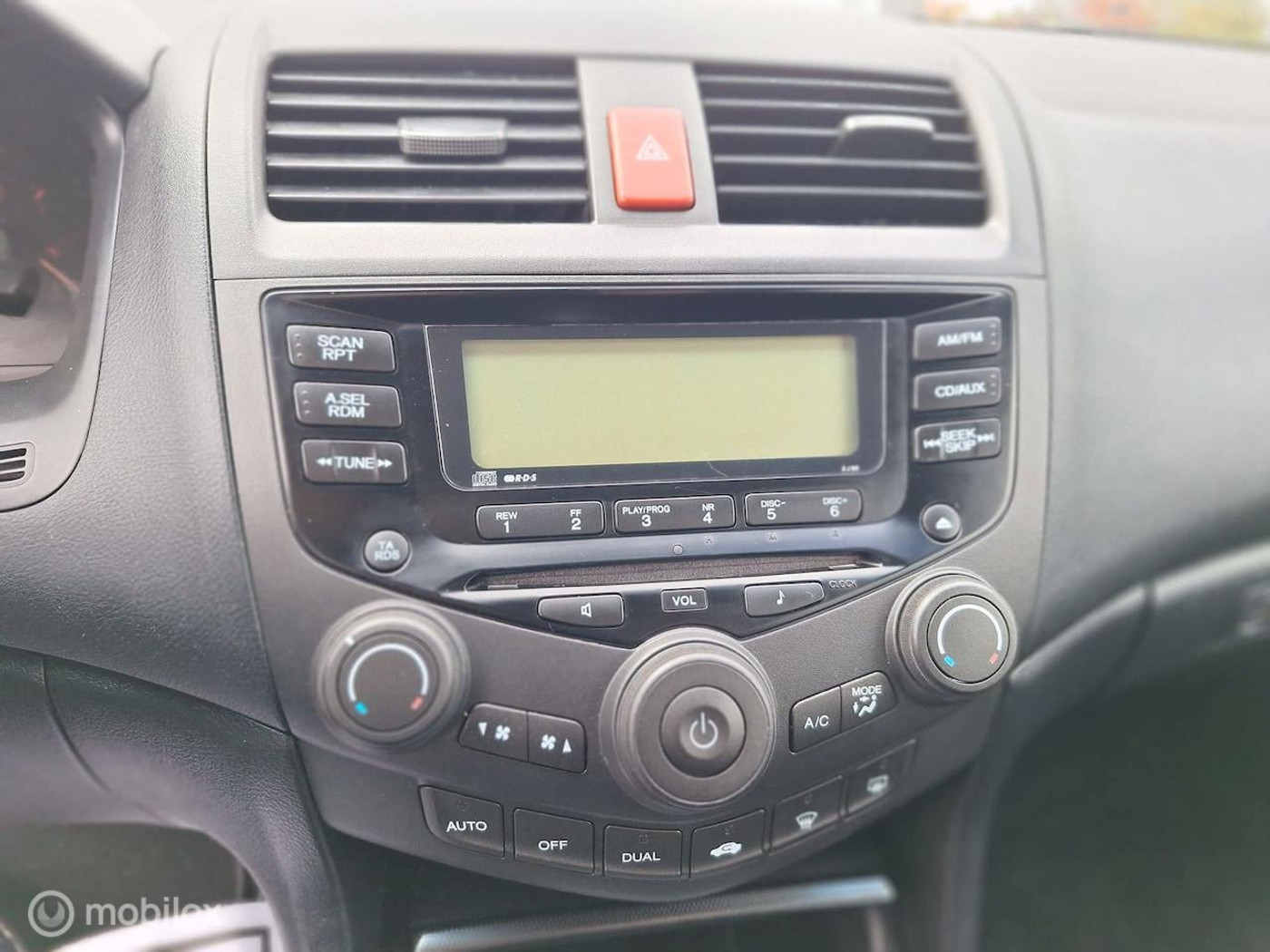 Foto van Honda Accord Sedan