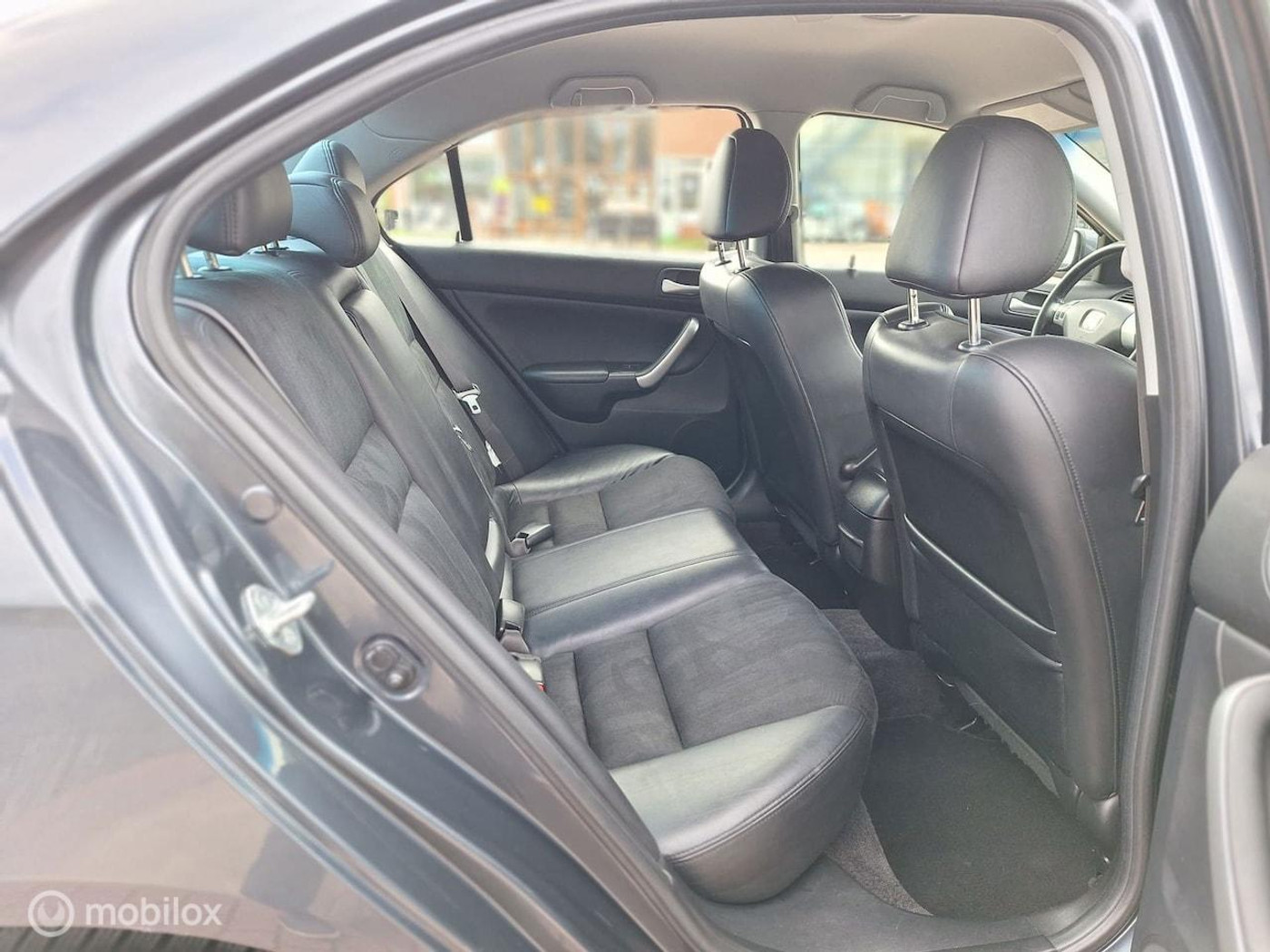 Foto van Honda Accord Sedan