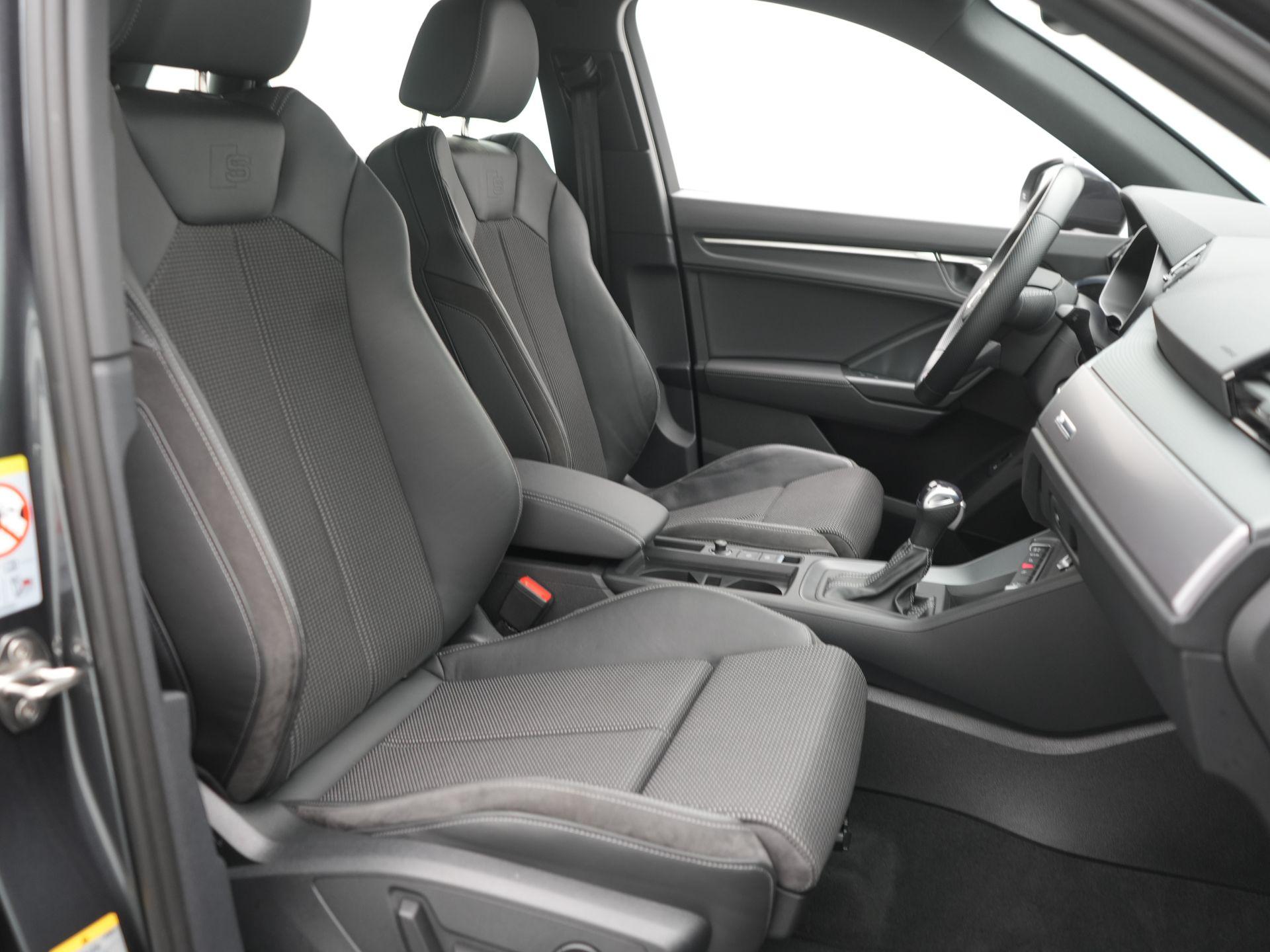 Foto van Audi Q3 E-tron