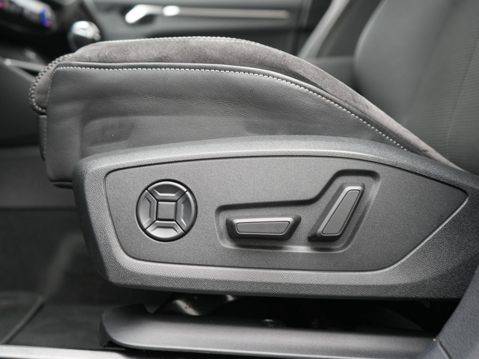 Foto van Audi Q3 E-tron
