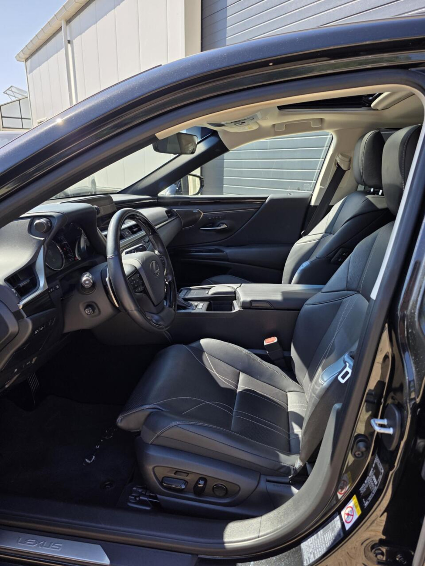 Foto van Lexus Lexus Es300h