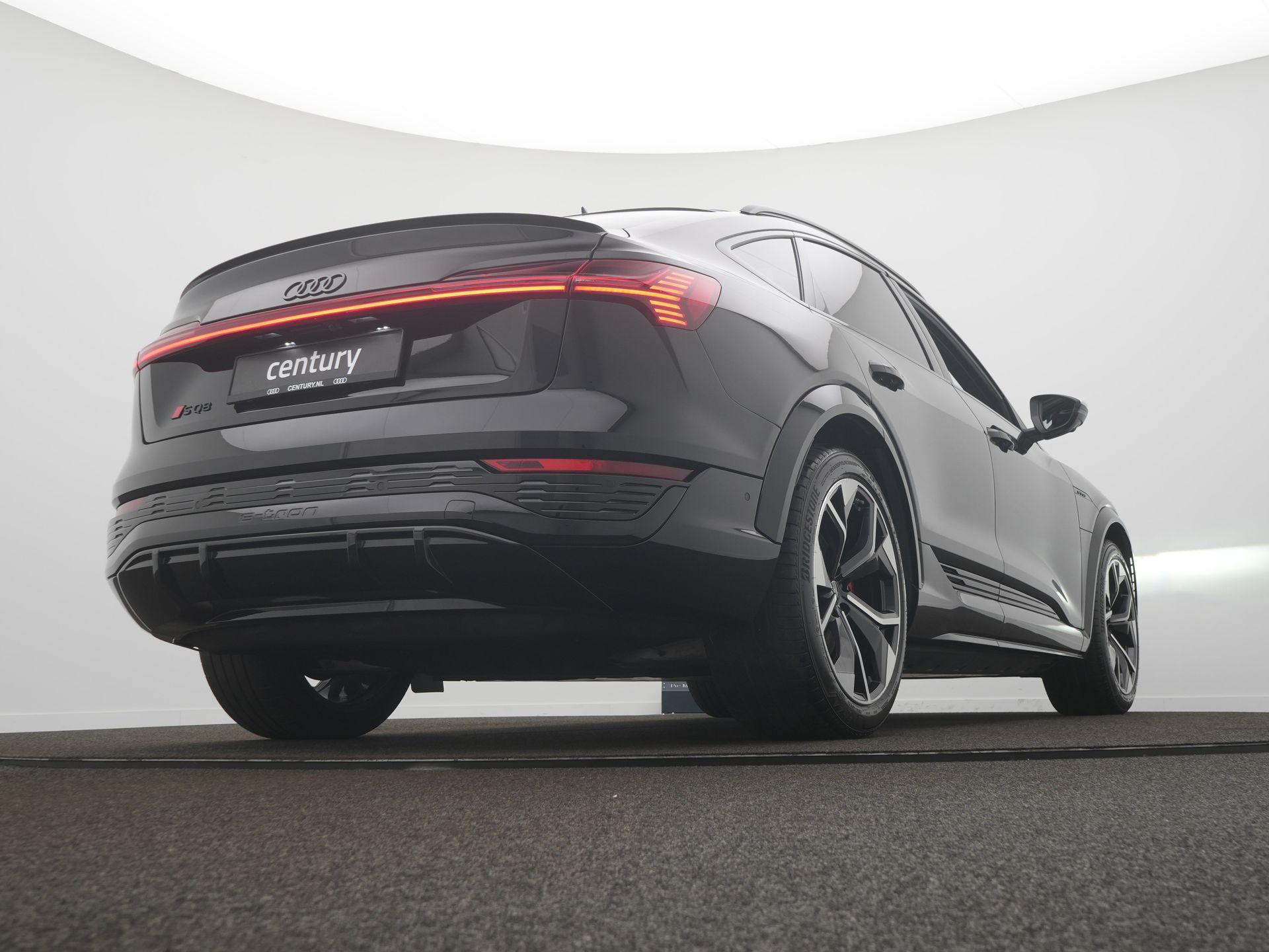 Foto van Audi Sq8 Sportback E-tron
