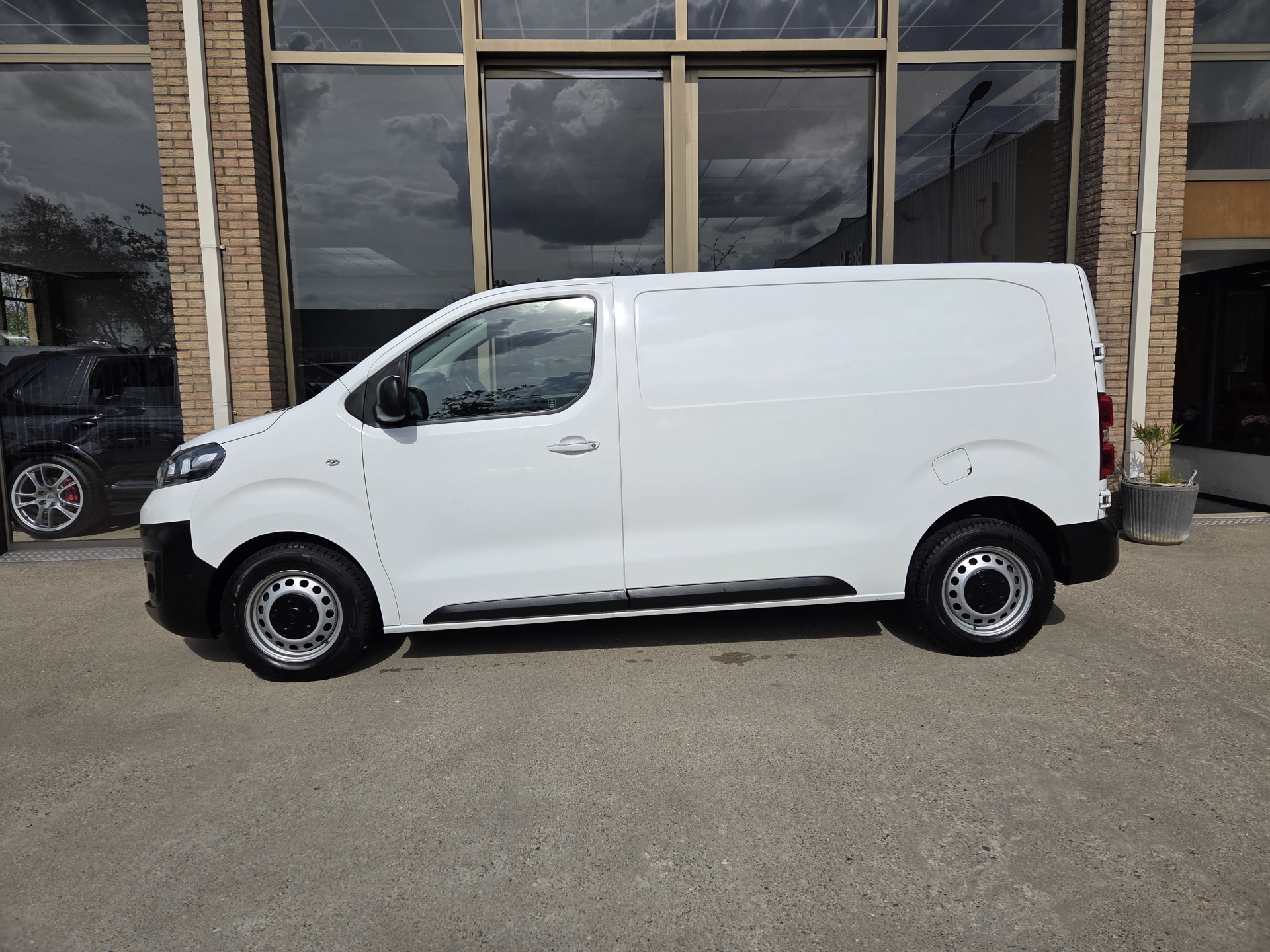 Foto van Opel Vivaro