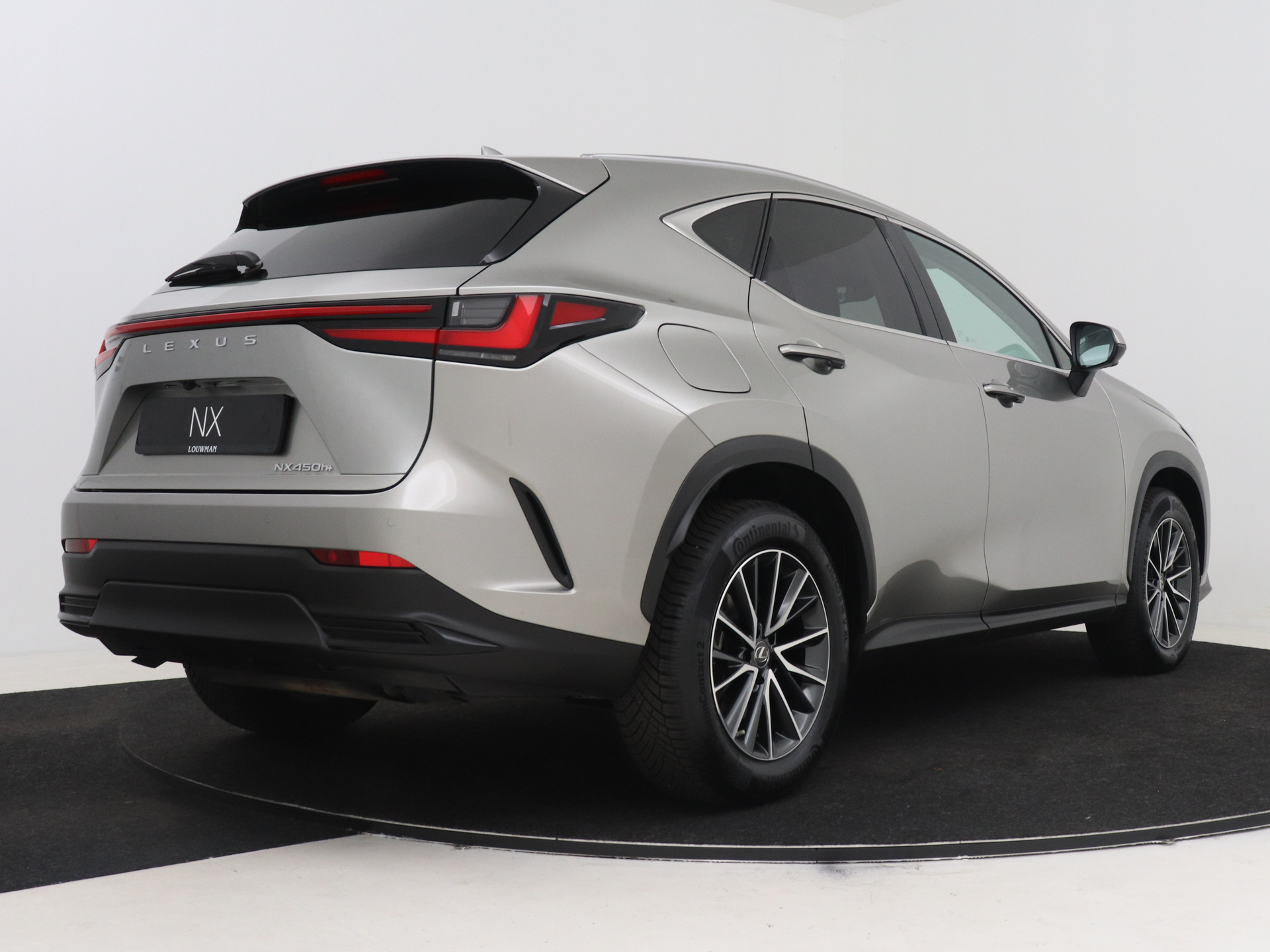 Foto van Lexus Lexus Nx450h+
