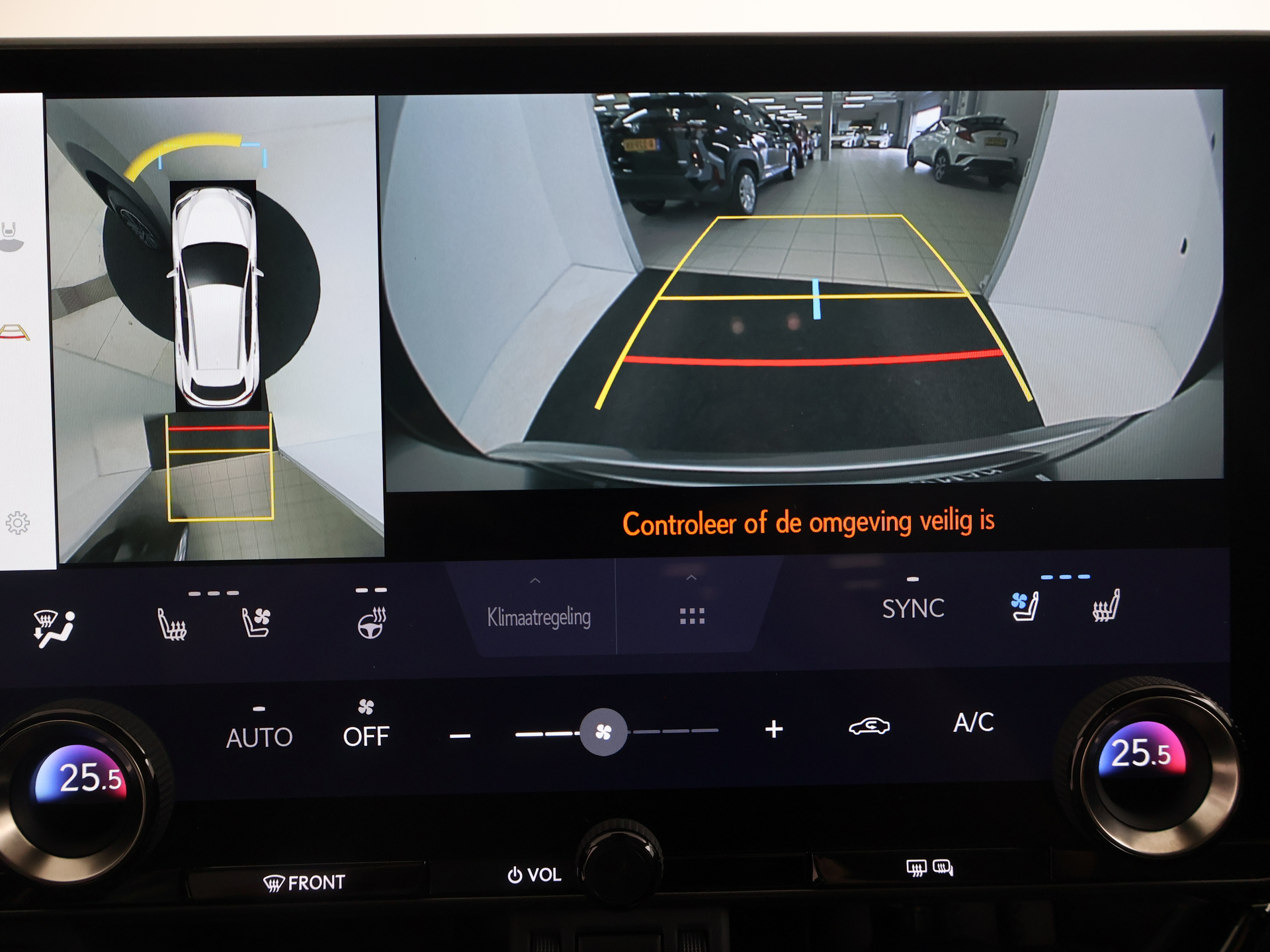 Foto van Lexus Lexus Nx450h+