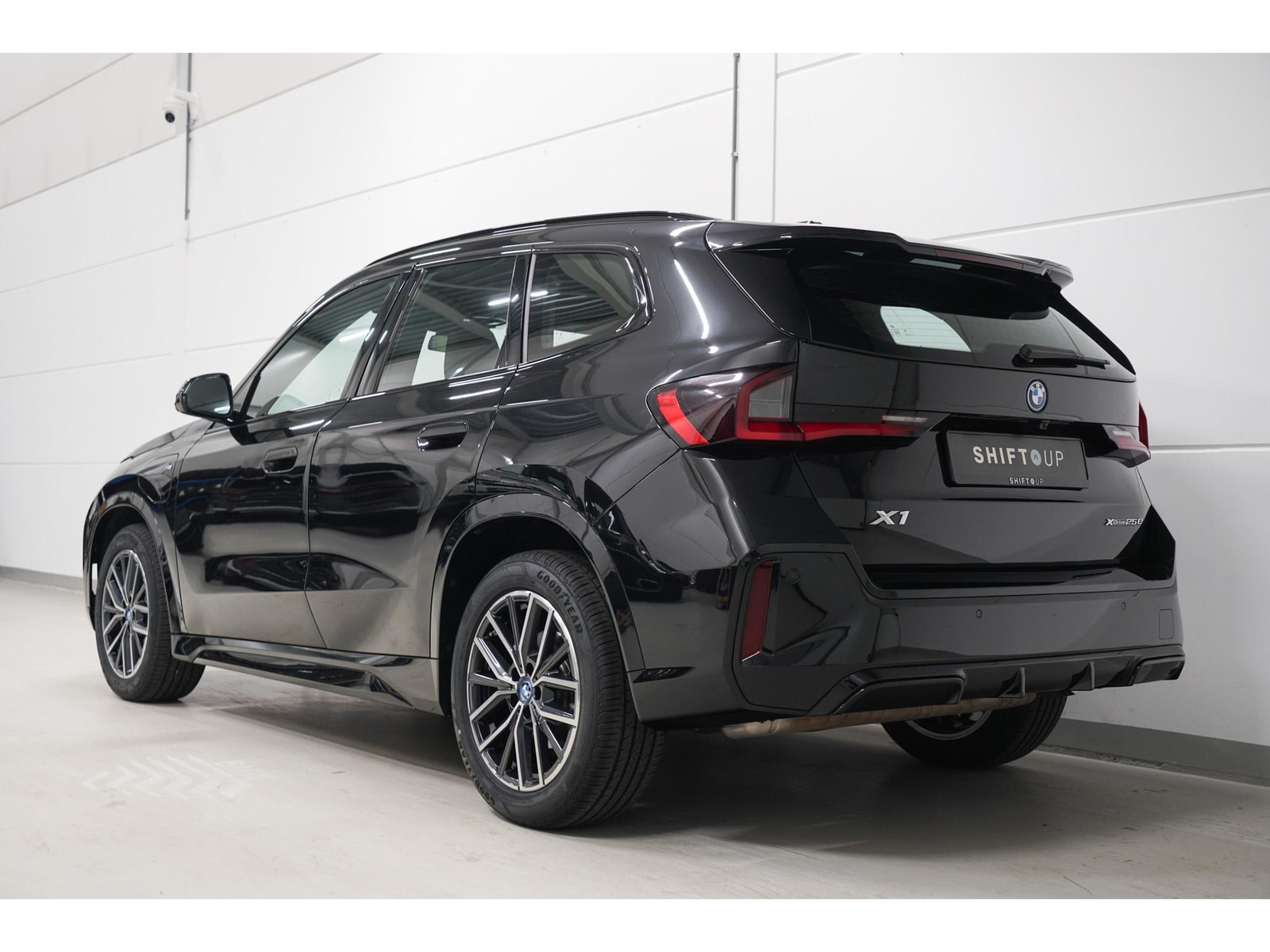 Foto van BMW X1 Xdrive25e