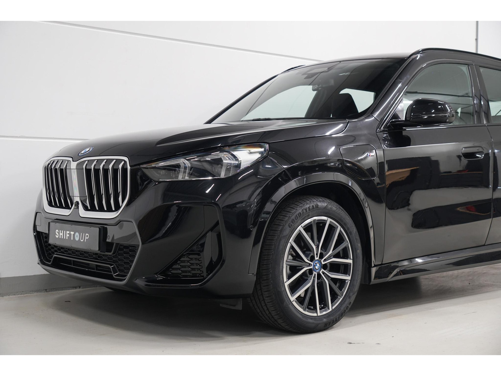 Foto van BMW X1 Xdrive25e