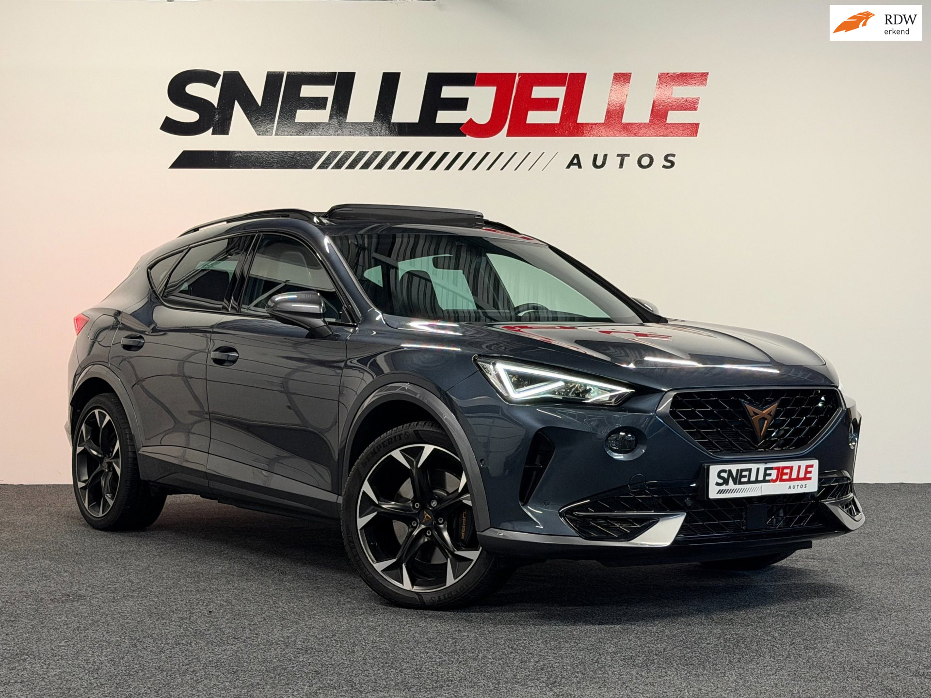 Cupra Formentor 1.4 e-Hybrid VZ Performance 245PK|PANO|ACC|PDC|MEMORY SEATS|DEALER ONDERHOUDEN| 2022 - voorkant