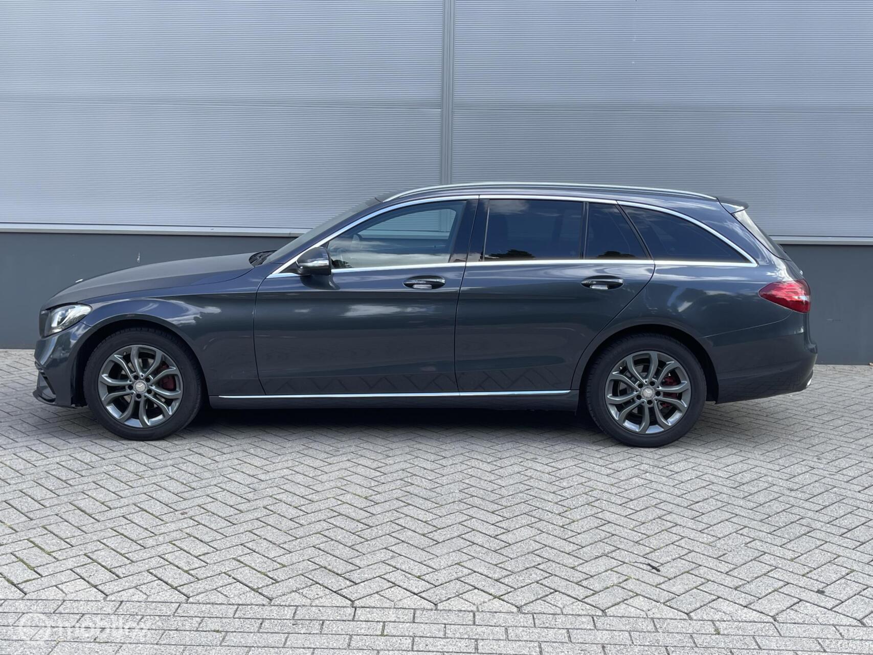 Foto van Mercedes-Benz C 200 Bluetec