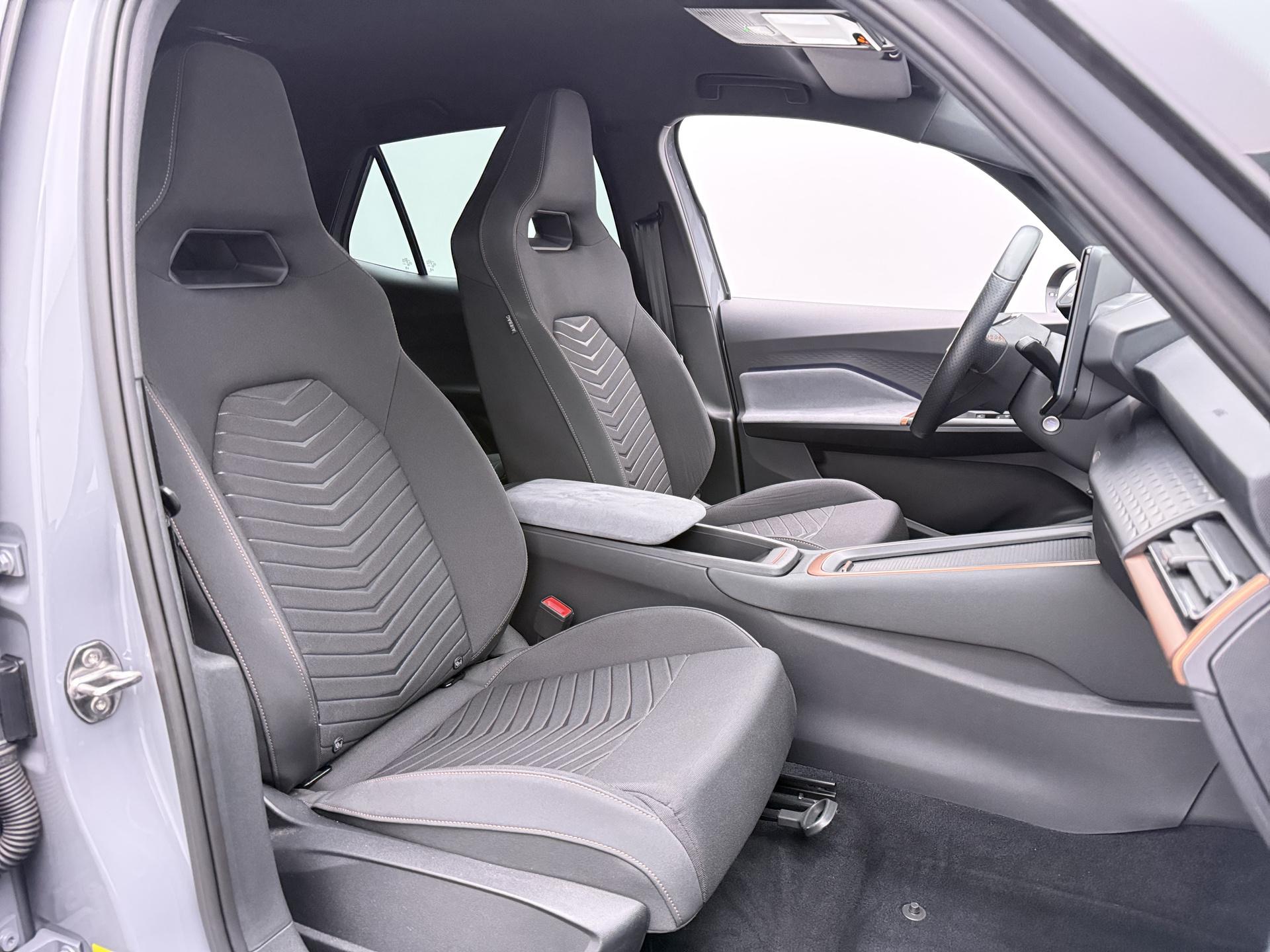 Foto van Cupra Born 150 KW 58/62 KWH