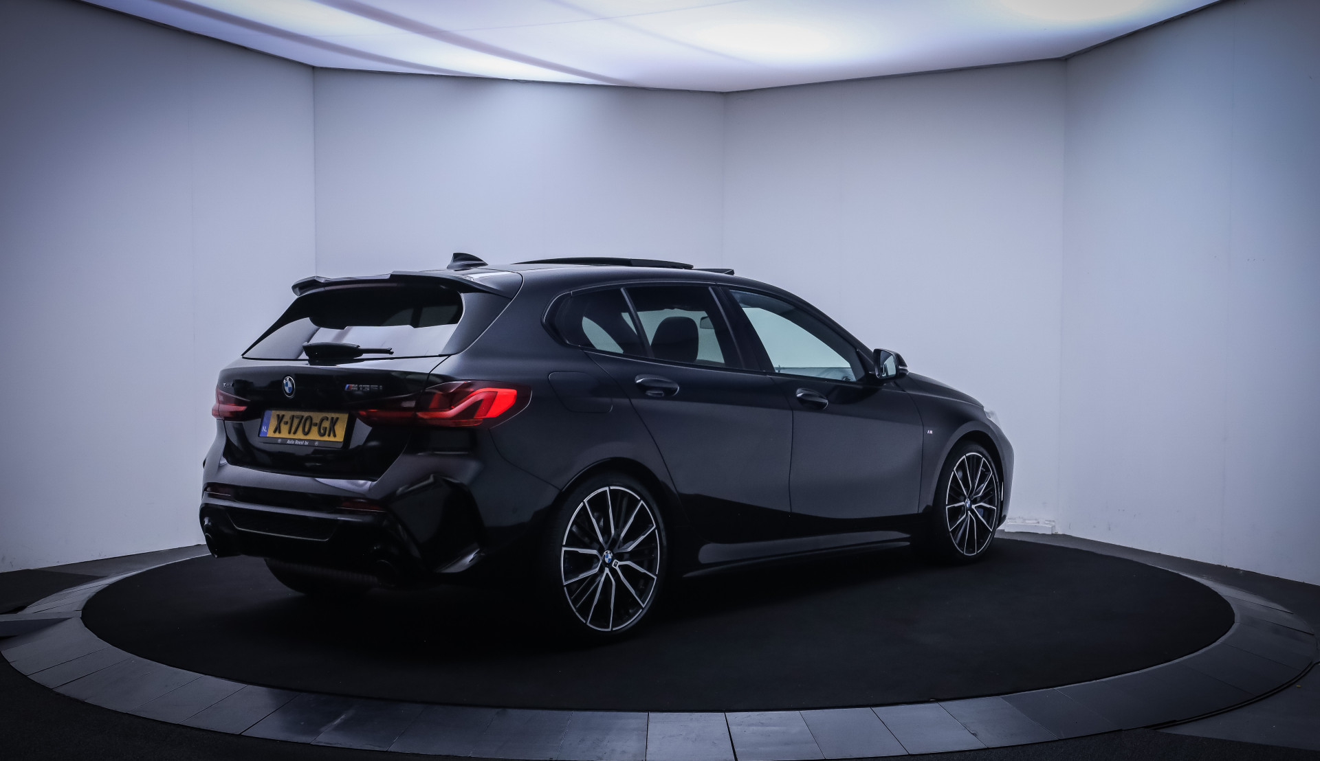 Foto van BMW M135i xDrive