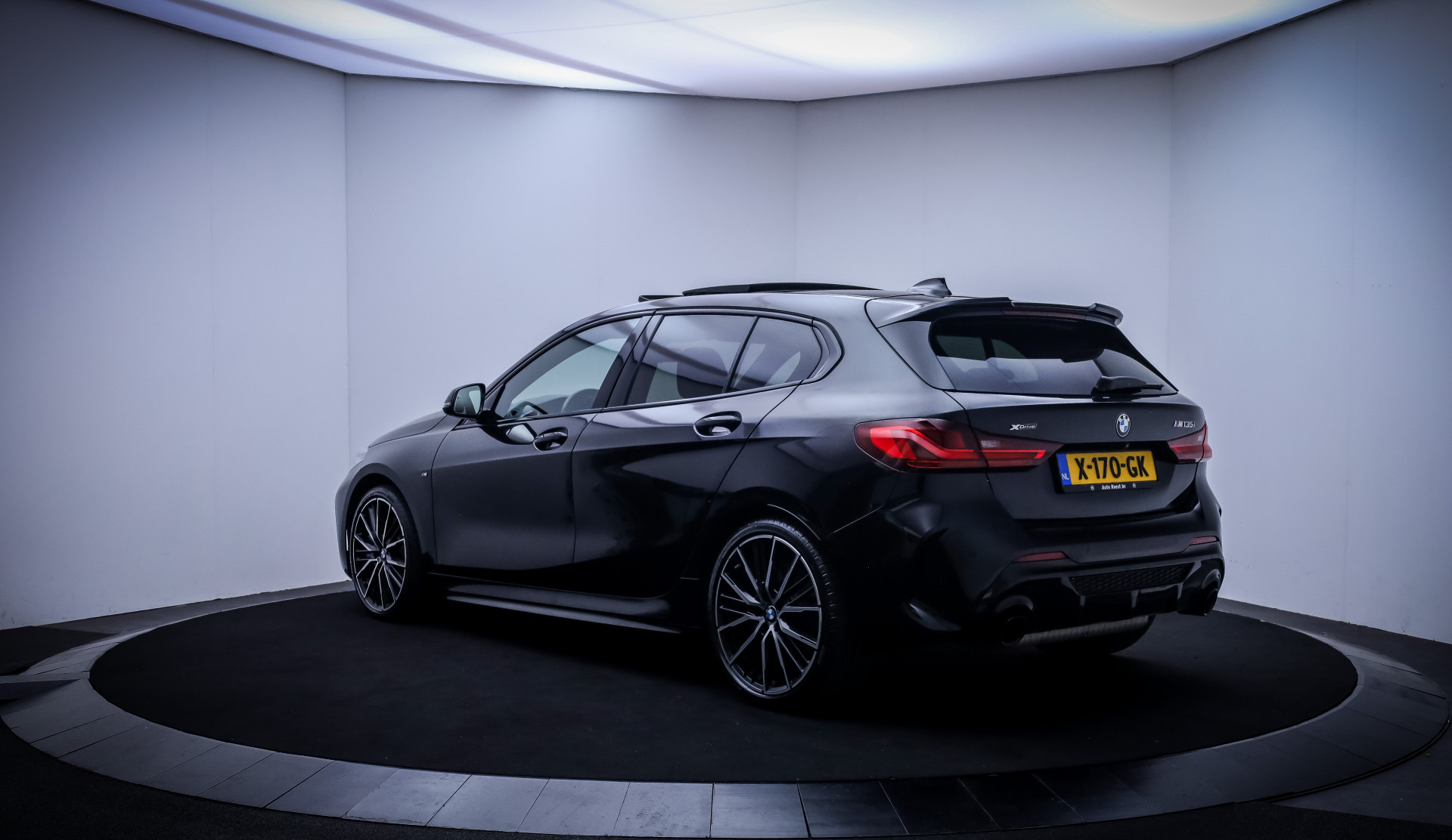 Foto van BMW M135i xDrive