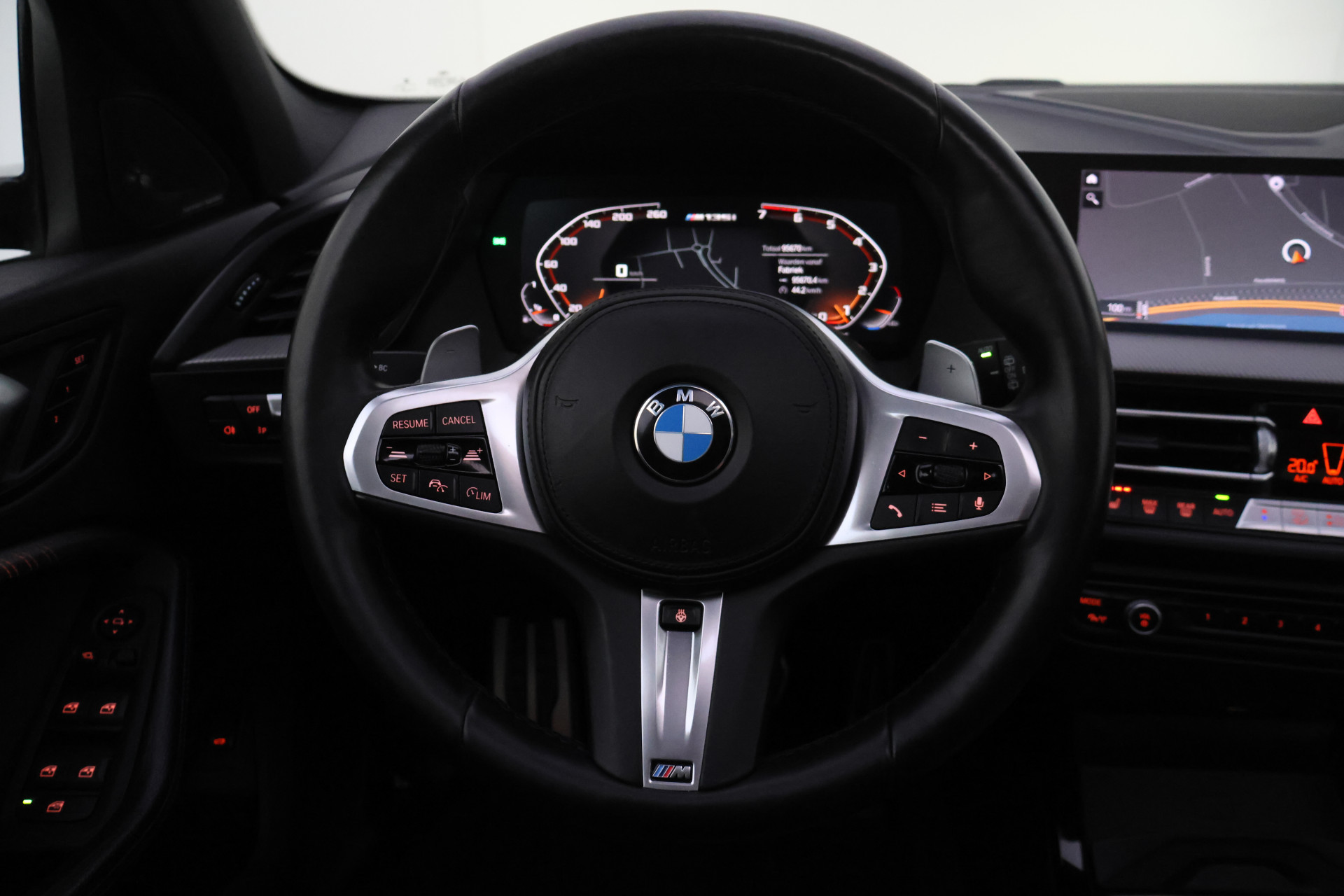 Foto van BMW M135i xDrive