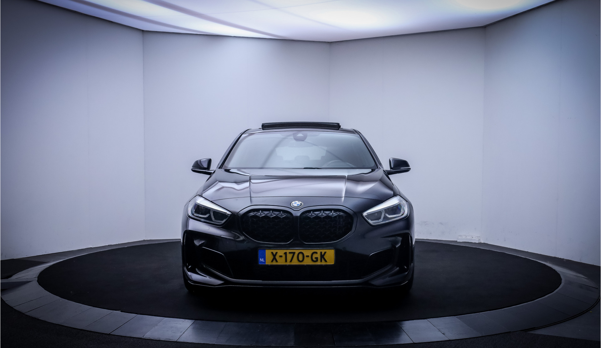 Foto van BMW M135i xDrive