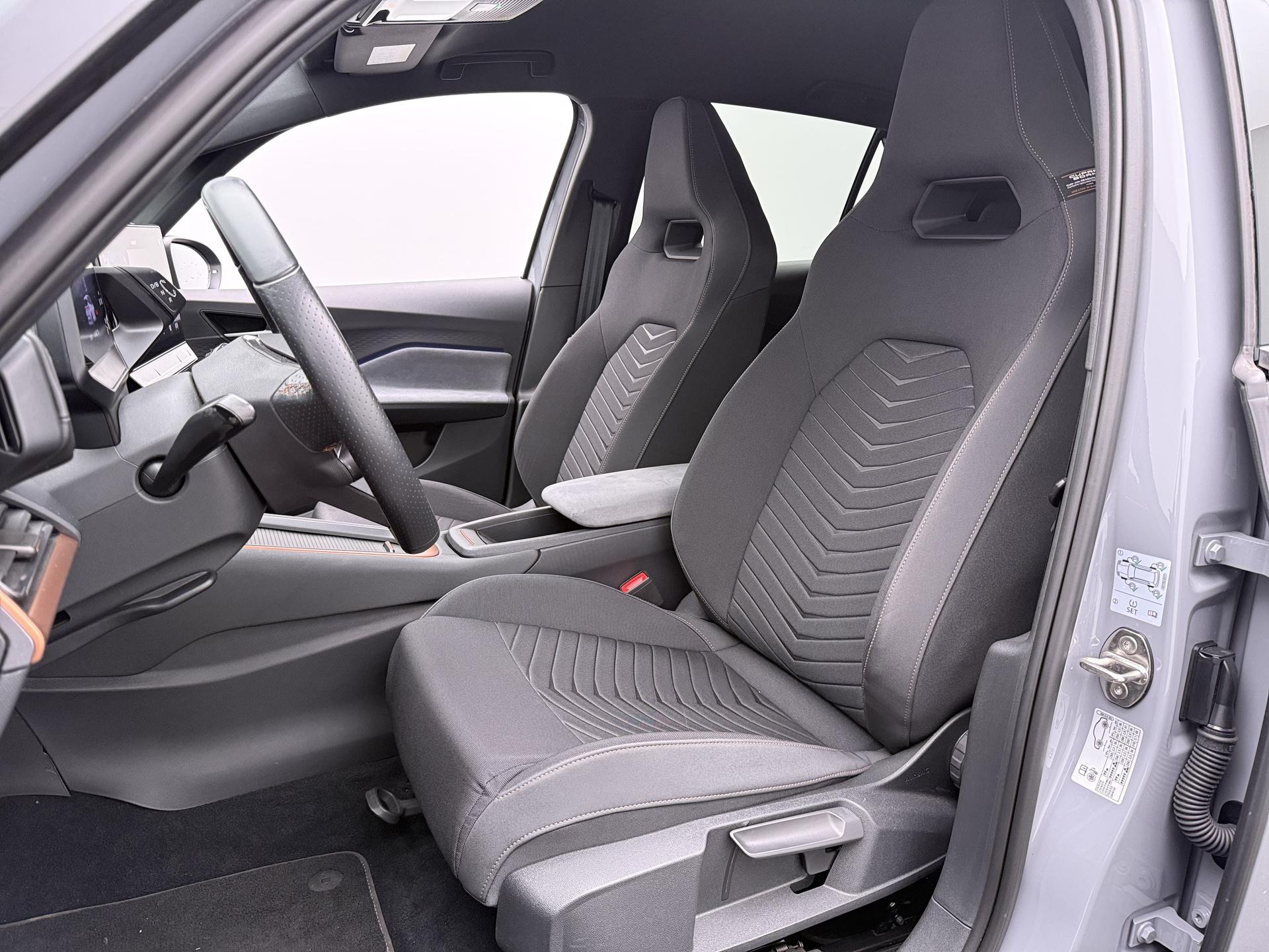 Foto van Cupra Born 170 KW 77/82 KWH