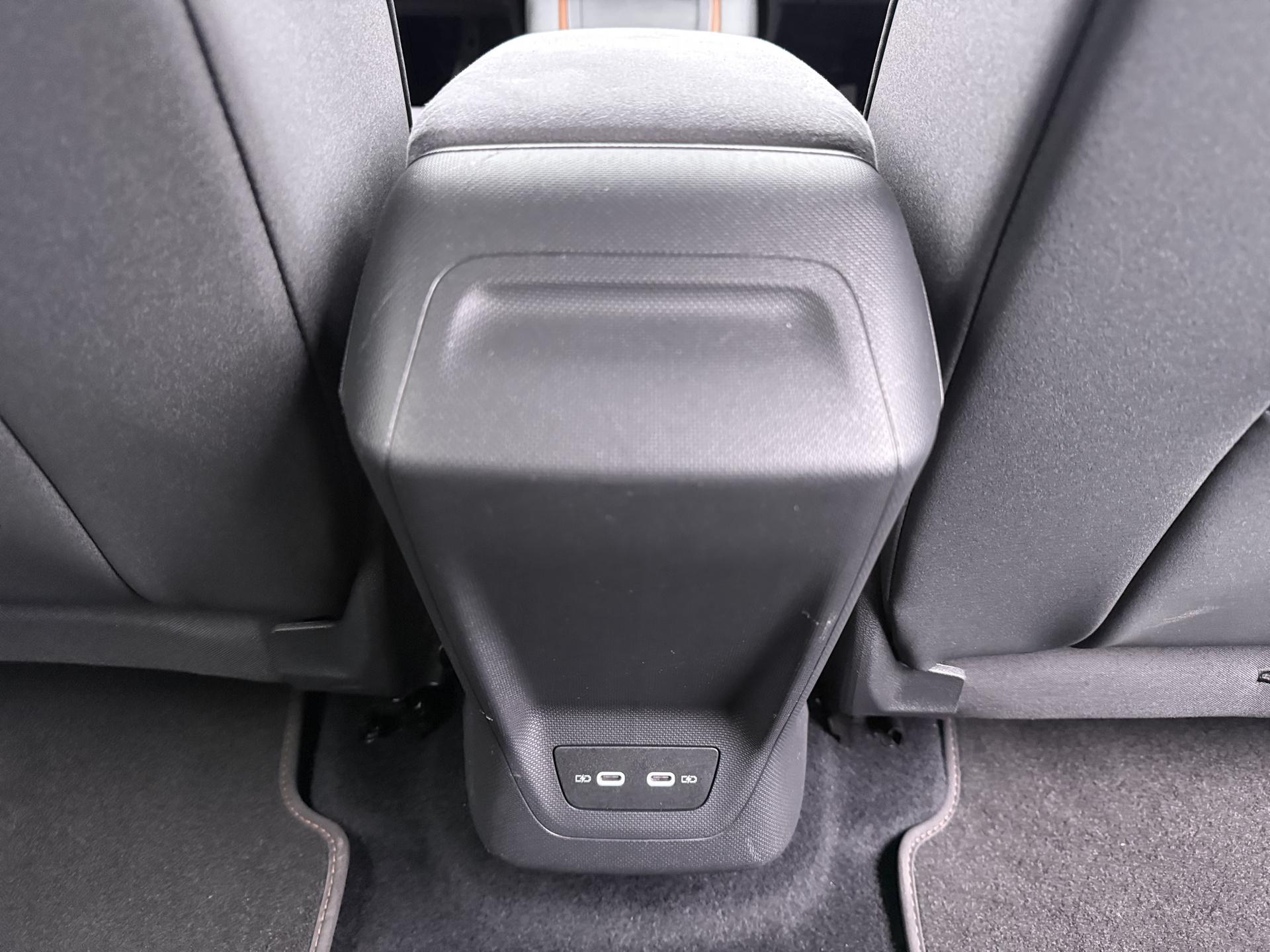 Foto van Cupra Born 170 KW 77/82 KWH