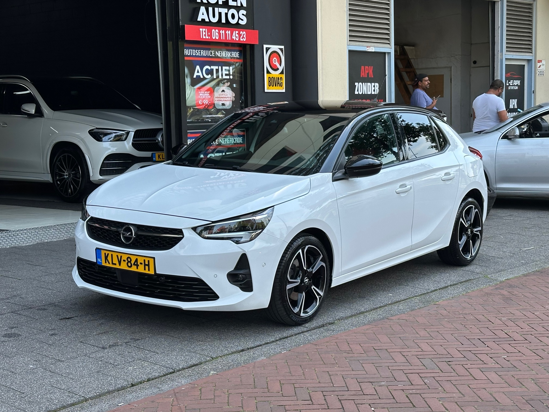 Opel Corsa 1.2 GS Line Automaat Leer Navi Camera Carplay 2020 - voorkant
