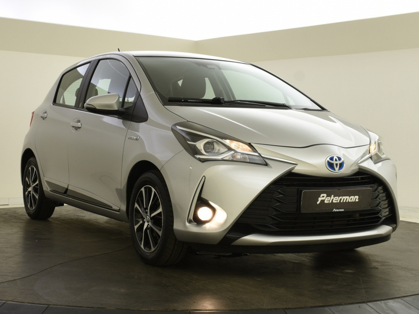 Foto van Toyota Toyota Yaris Hybrid