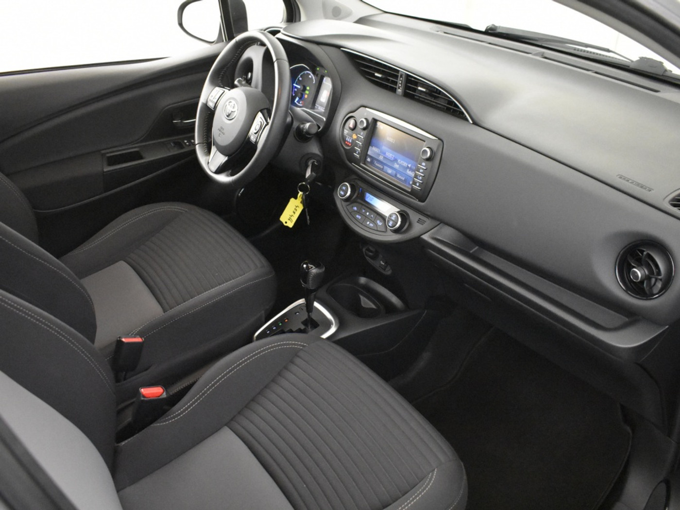 Foto van Toyota Toyota Yaris Hybrid